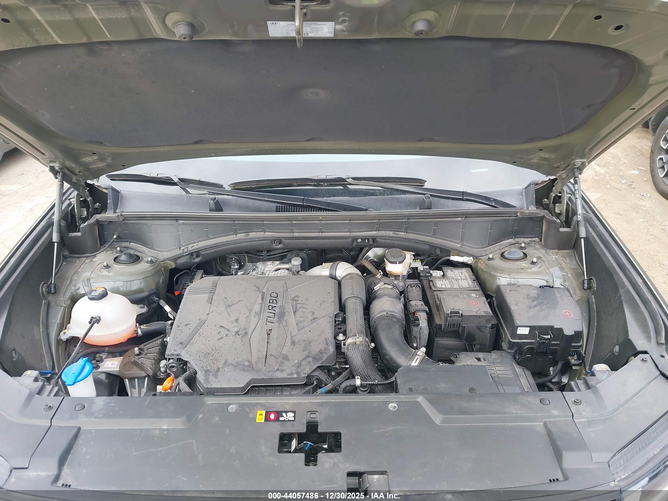 HYUNDAI SANTA image 10