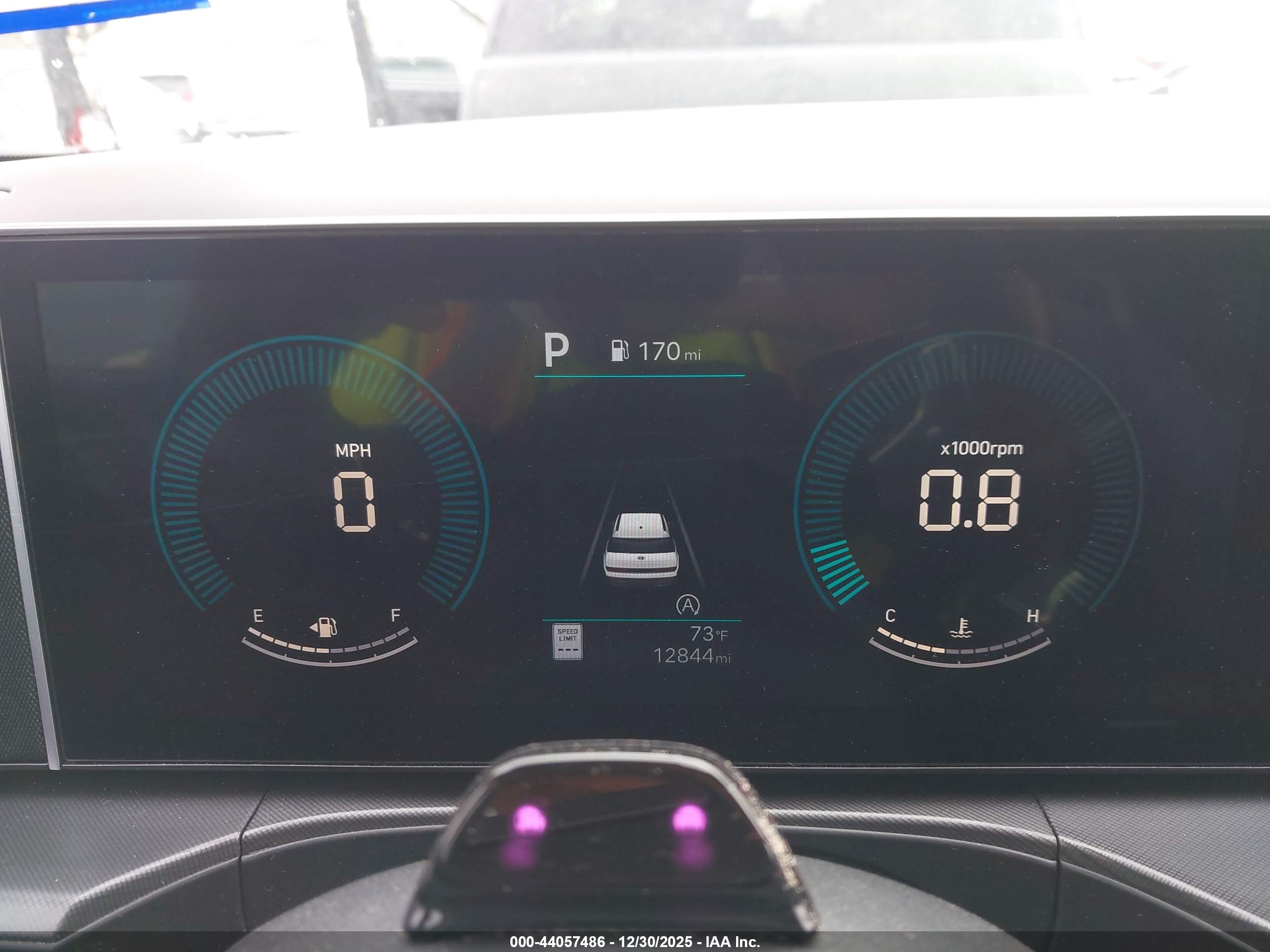 HYUNDAI SANTA image 7