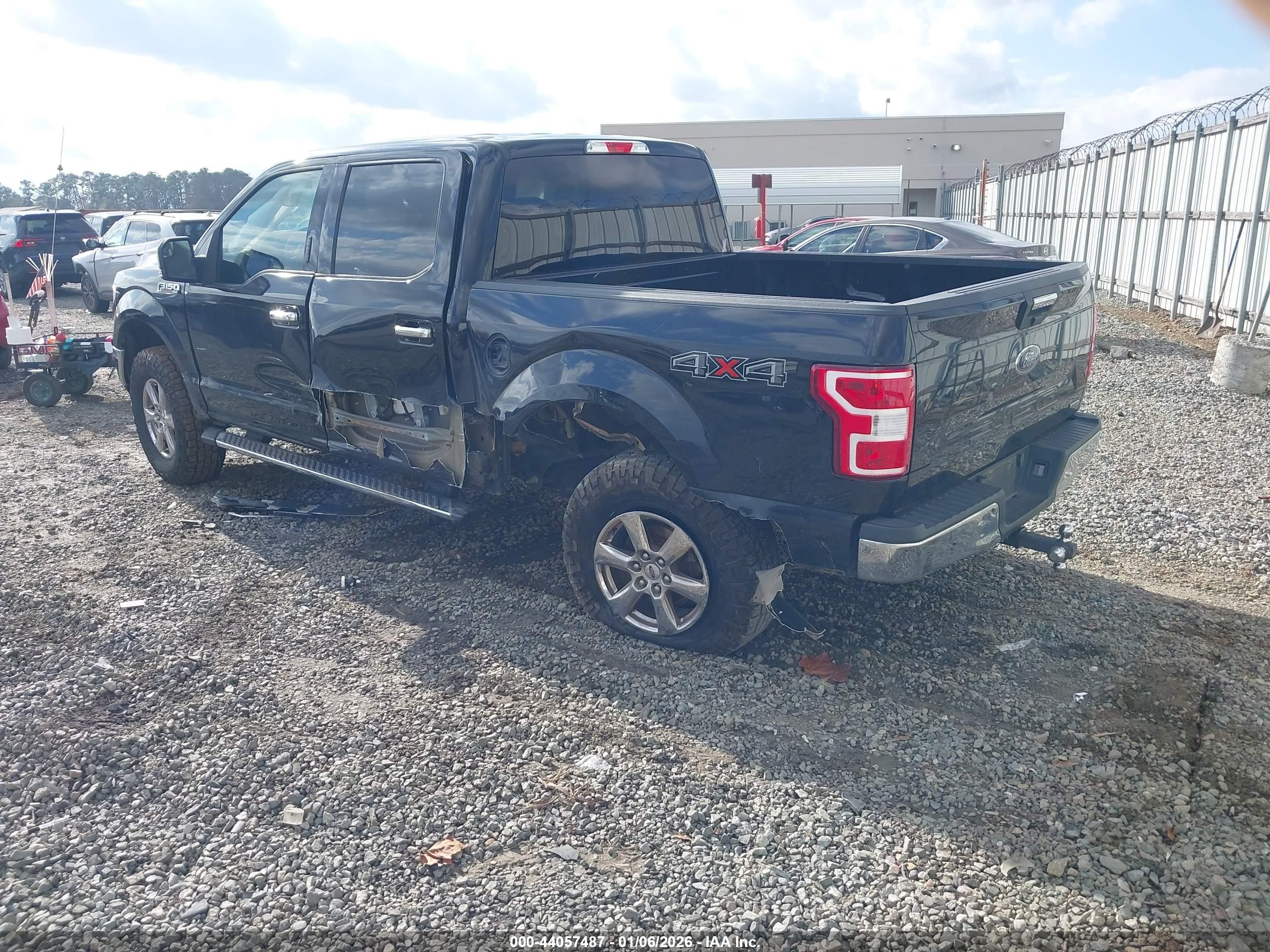FORD F-150 image 3