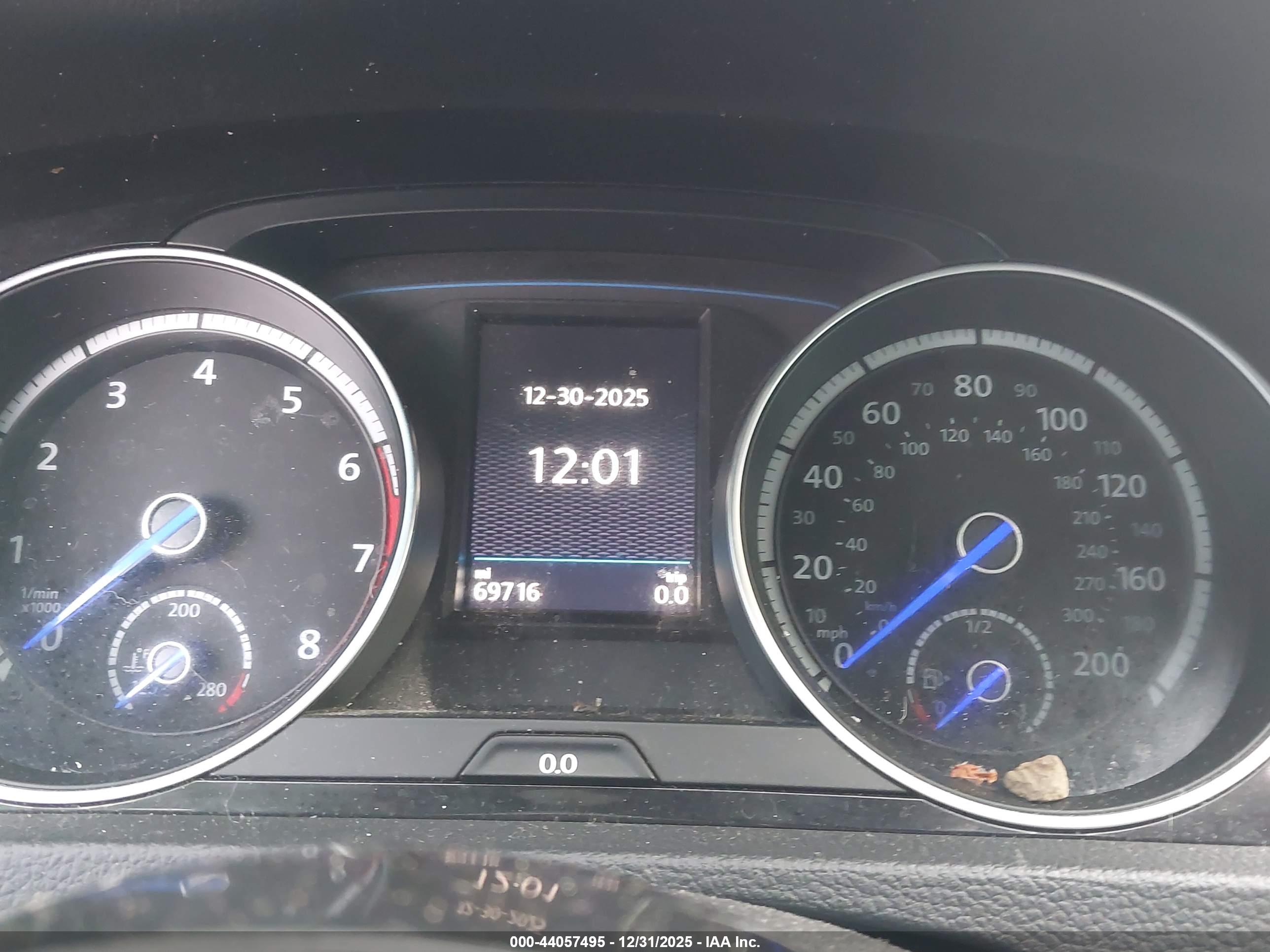 VOLKSWAGEN GOLF image 7