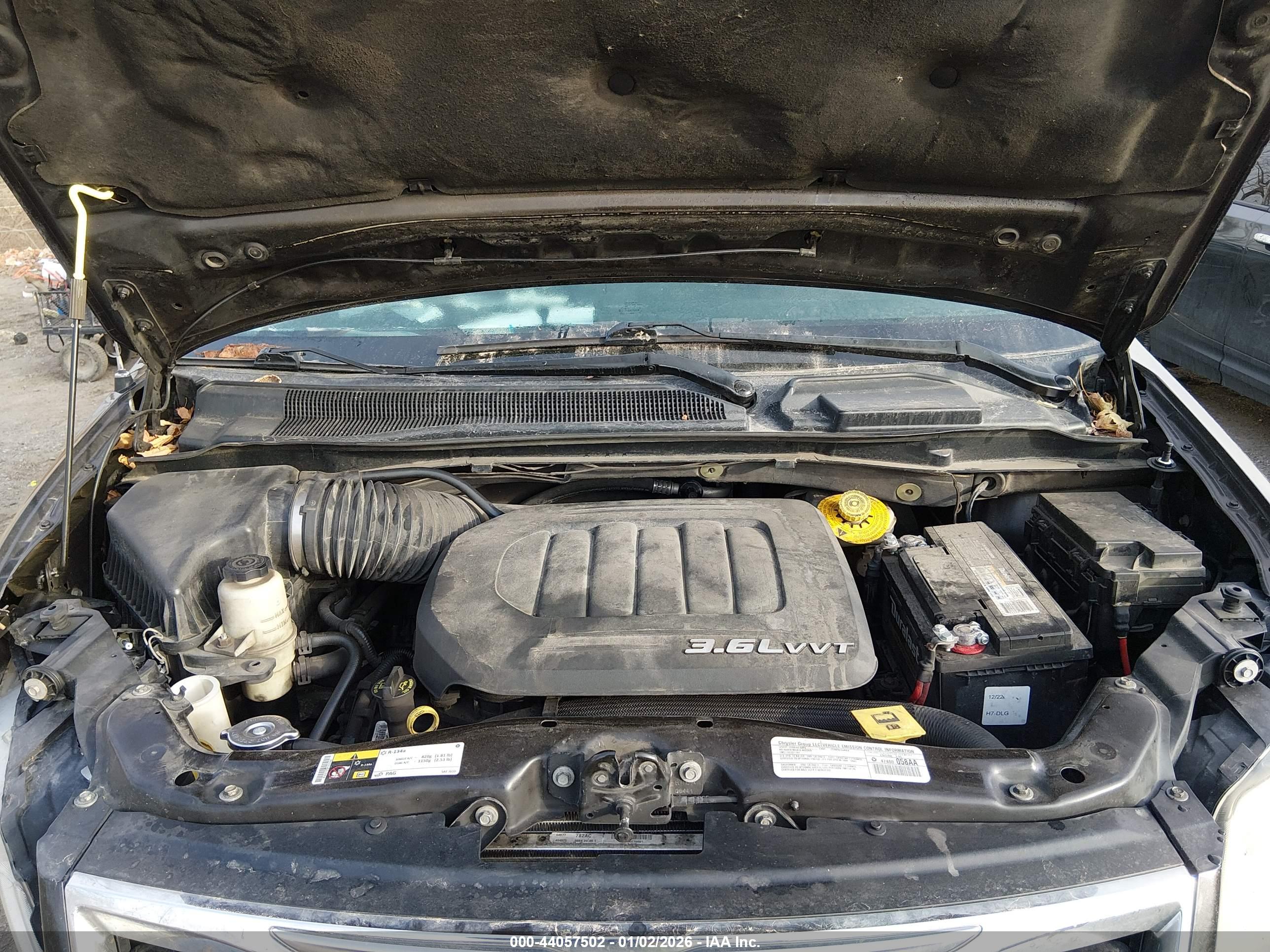 CHRYSLER TOWN image 10
