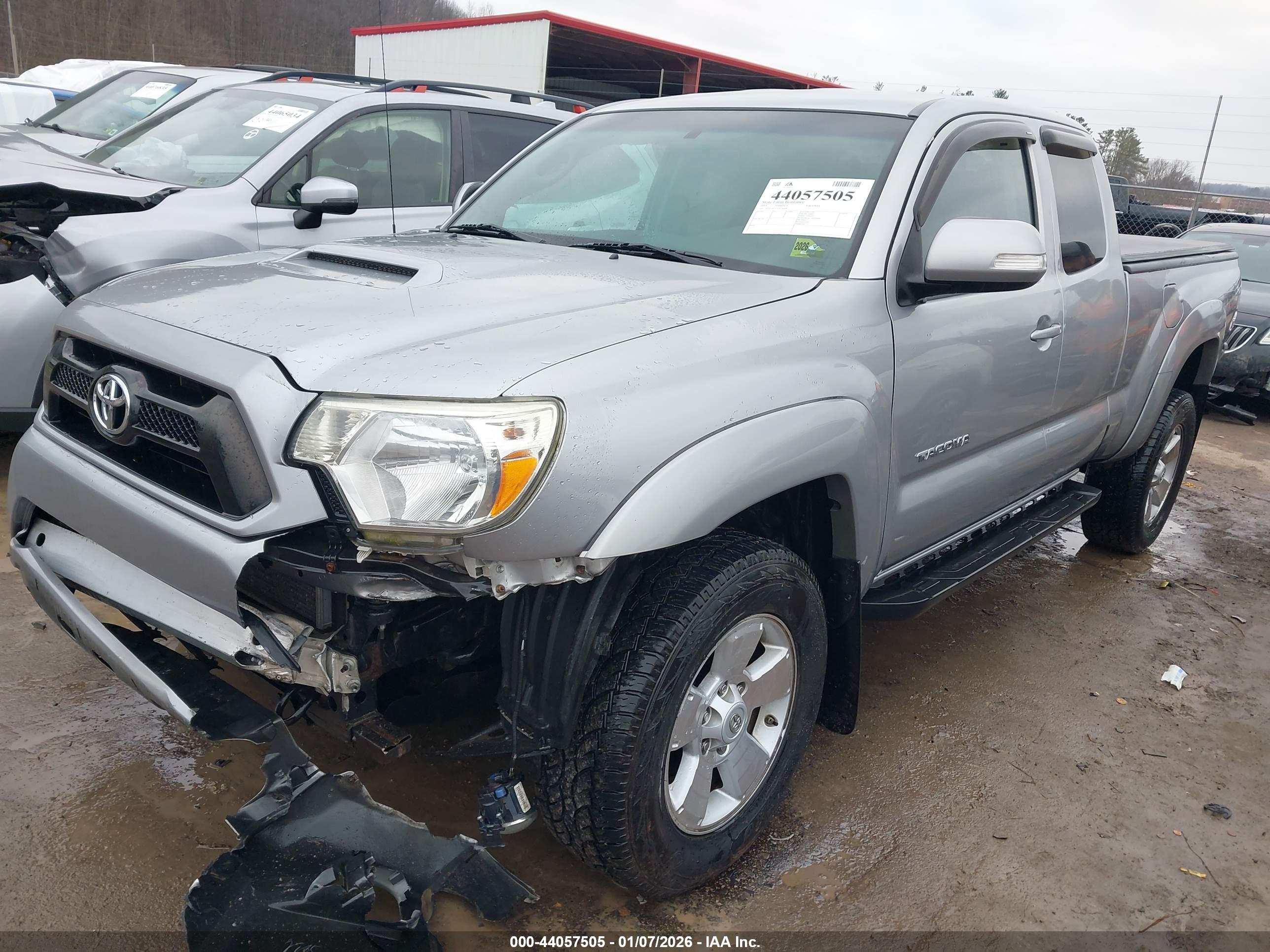 TOYOTA TACOMA image 2