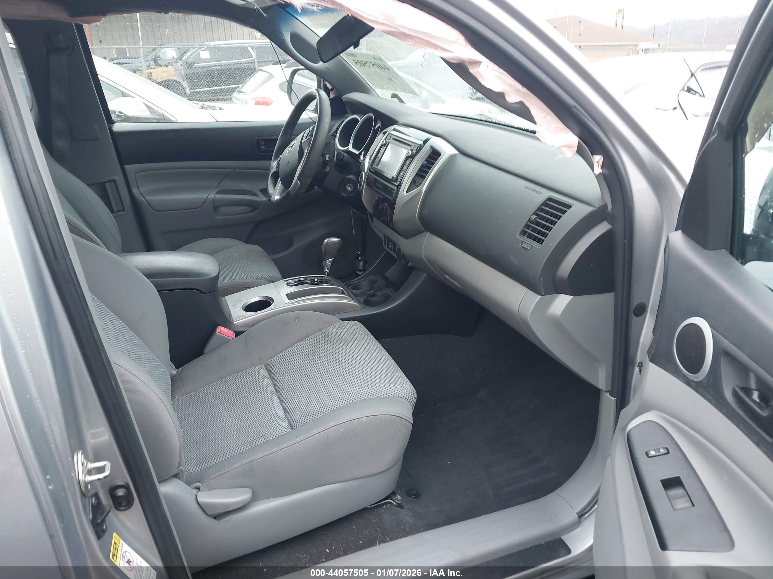 TOYOTA TACOMA image 5