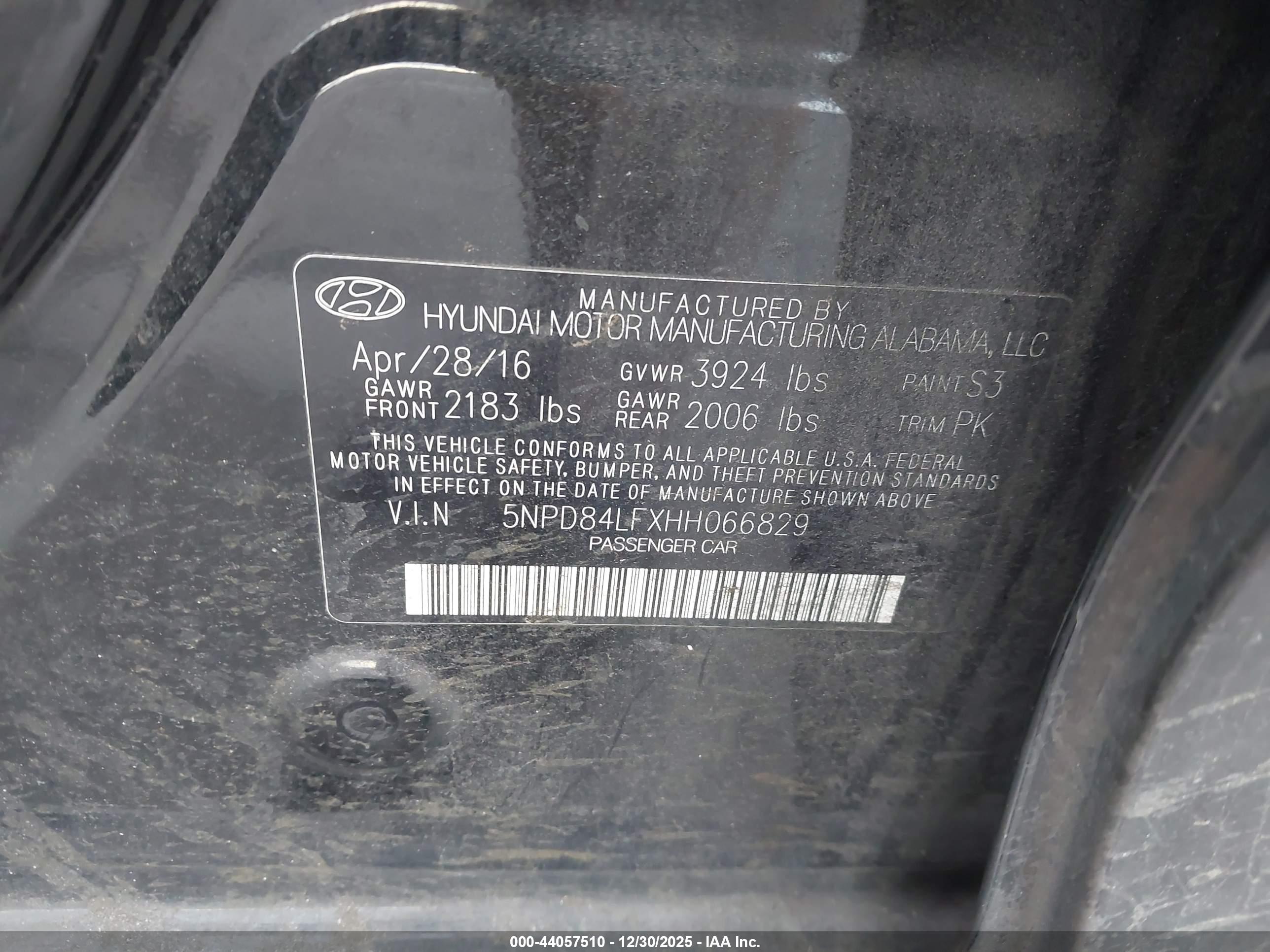 HYUNDAI ELANTRA image 9