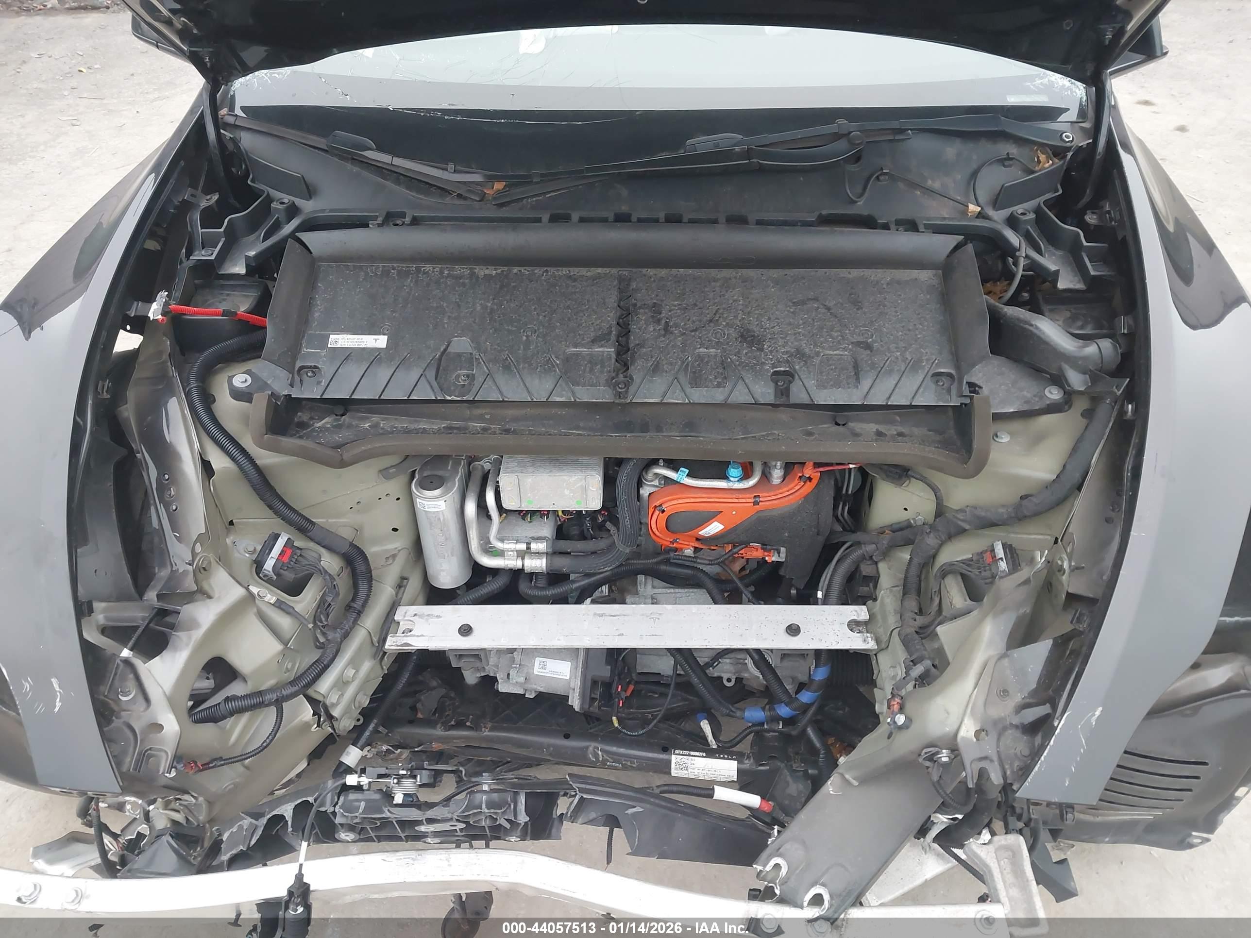 TESLA MODEL image 10