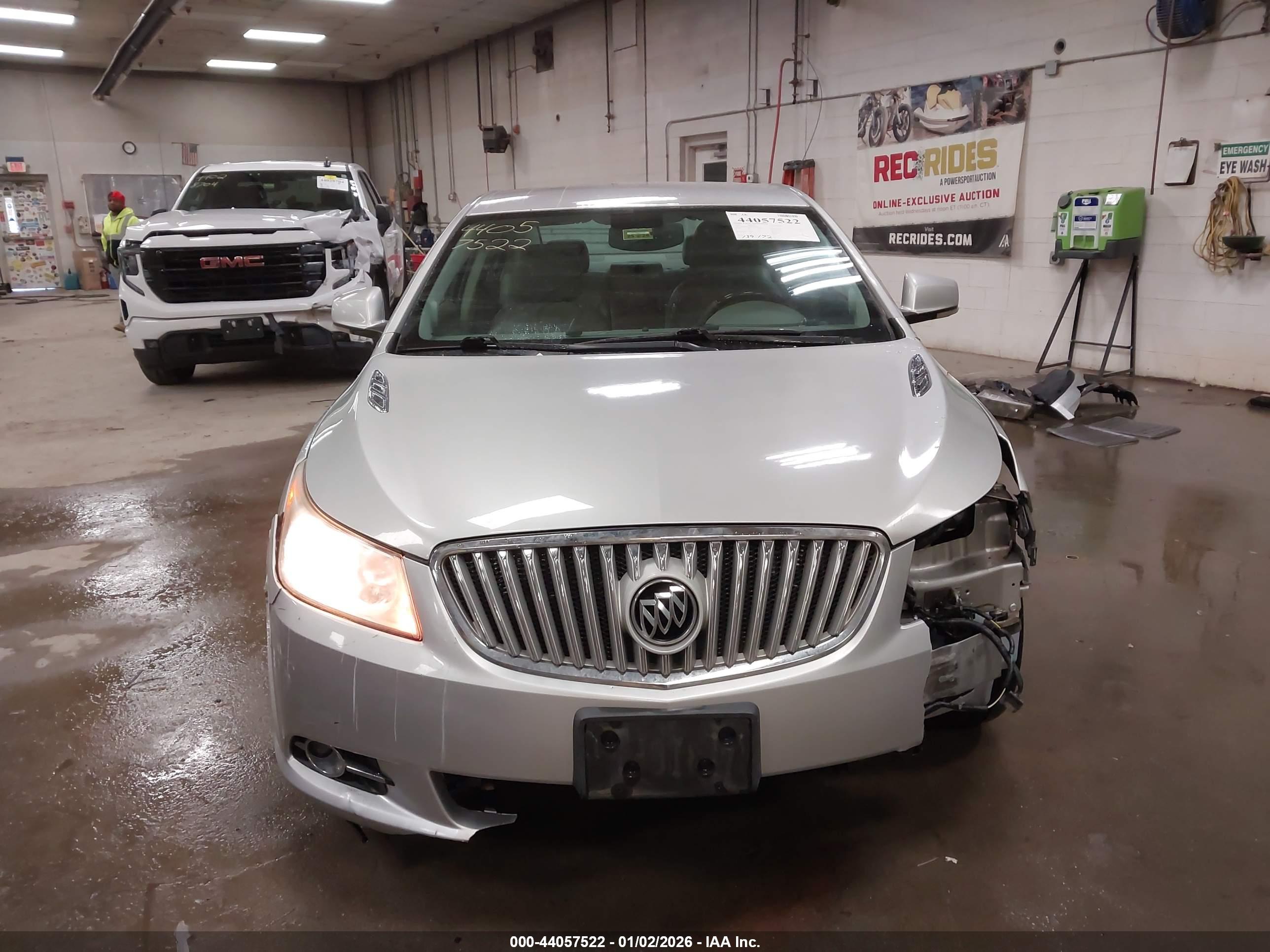 BUICK LACROSSE image 6