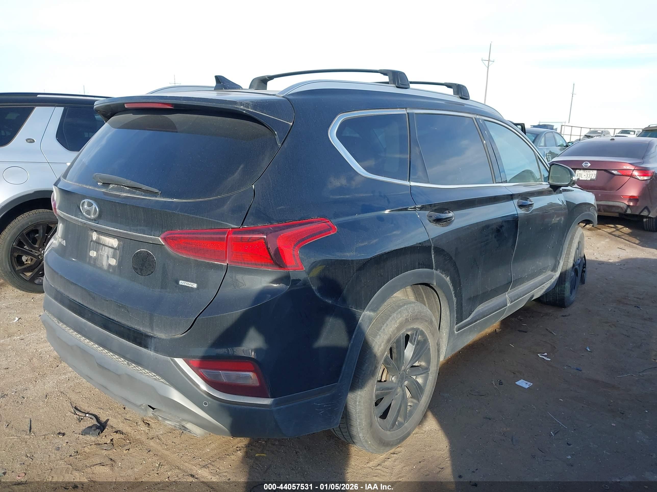 HYUNDAI SANTA image 4