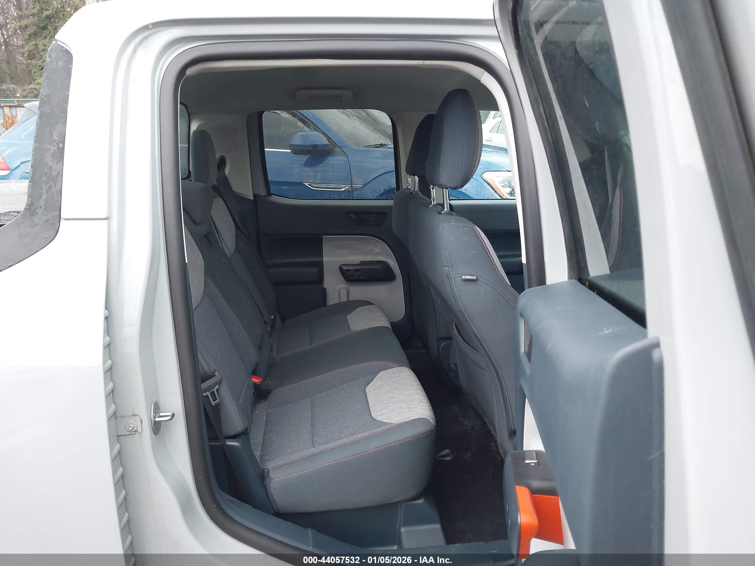 FORD MAVERICK image 8