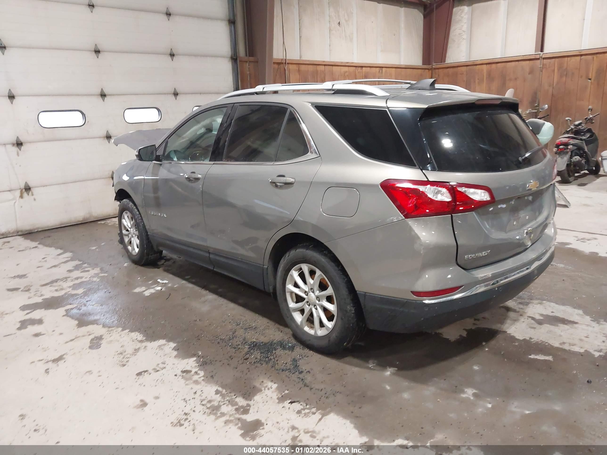 CHEVROLET EQUINOX image 3