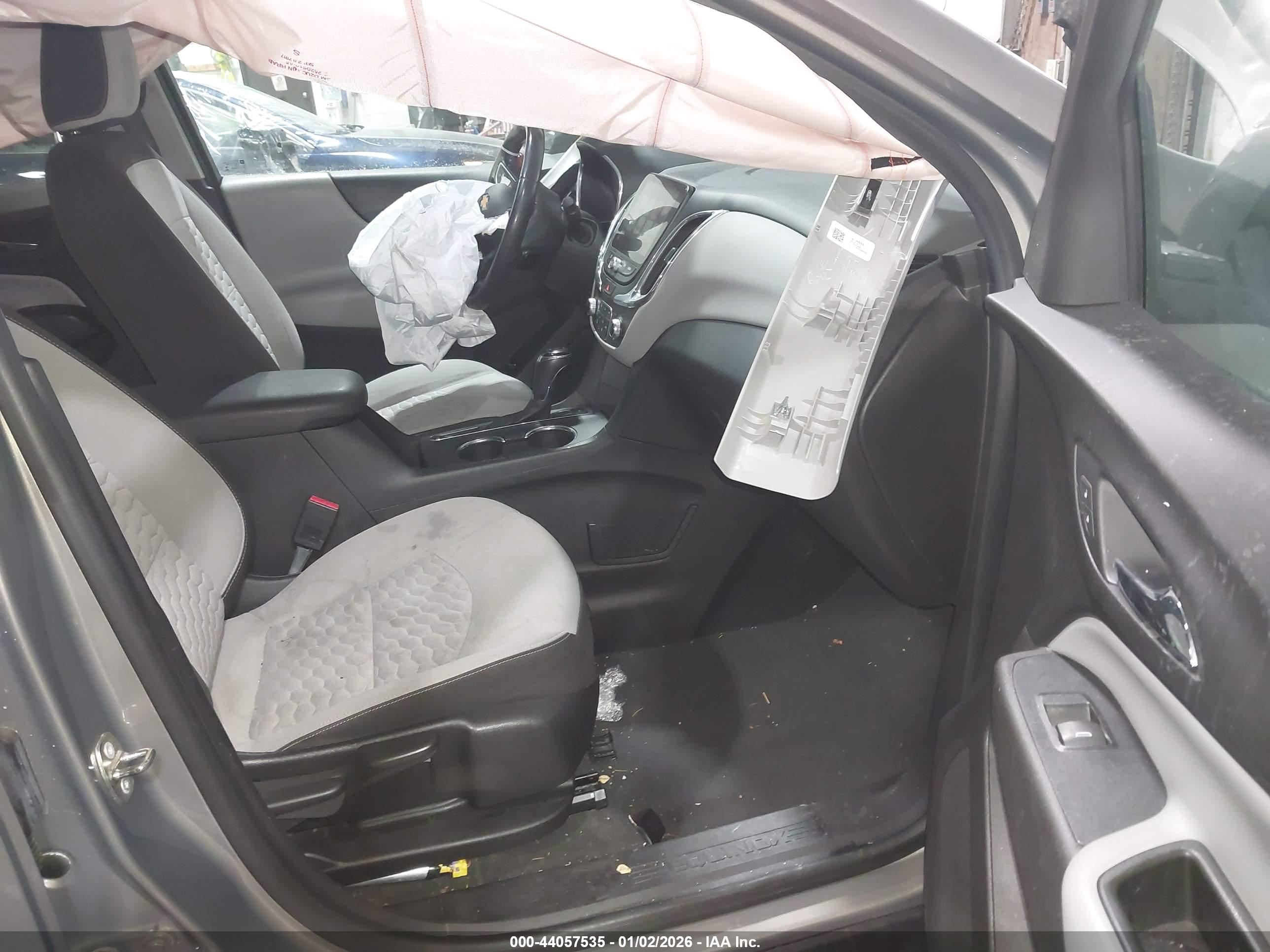 CHEVROLET EQUINOX image 5