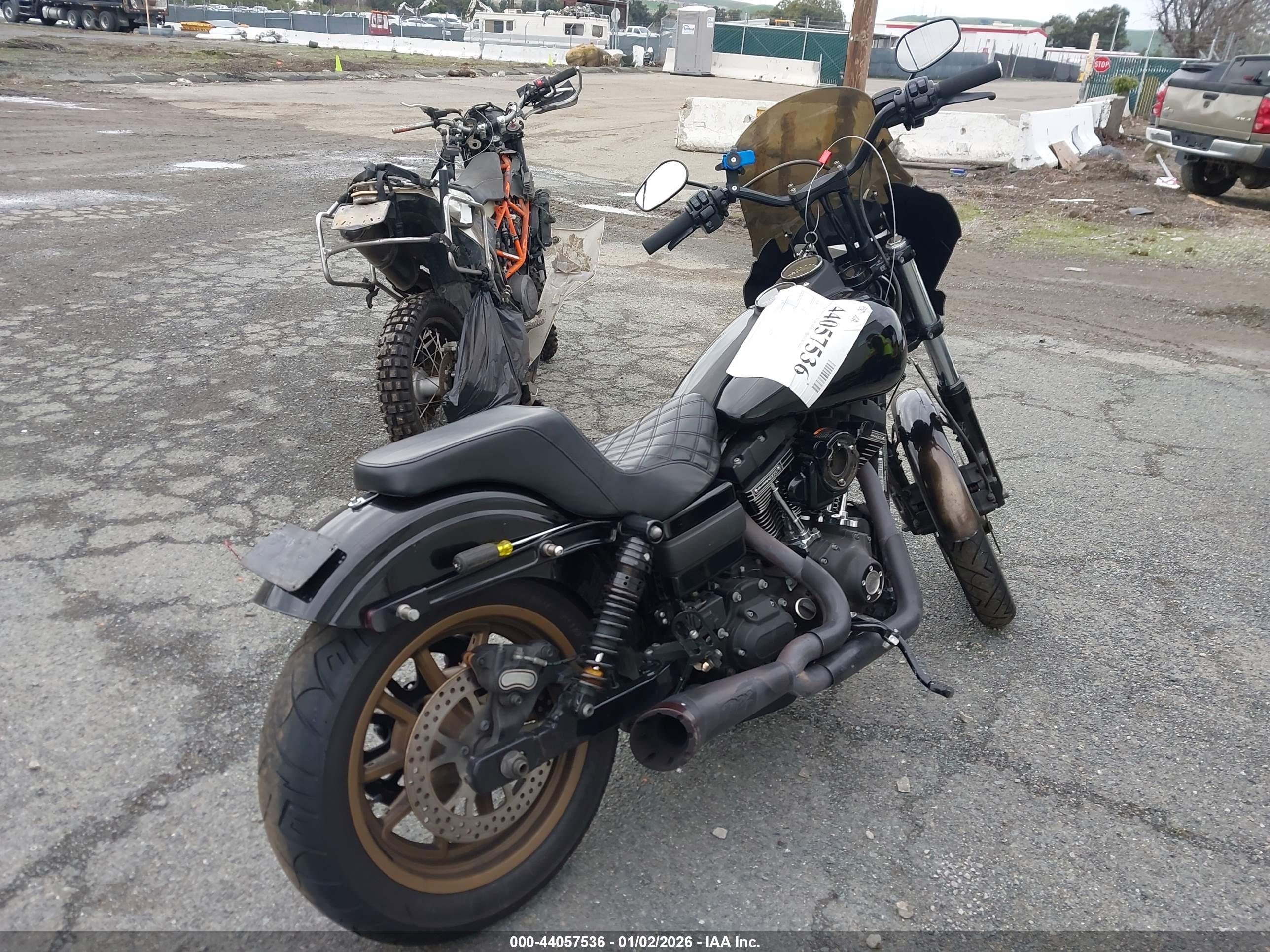 HARLEY-DAVIDSON FXDLS image 4