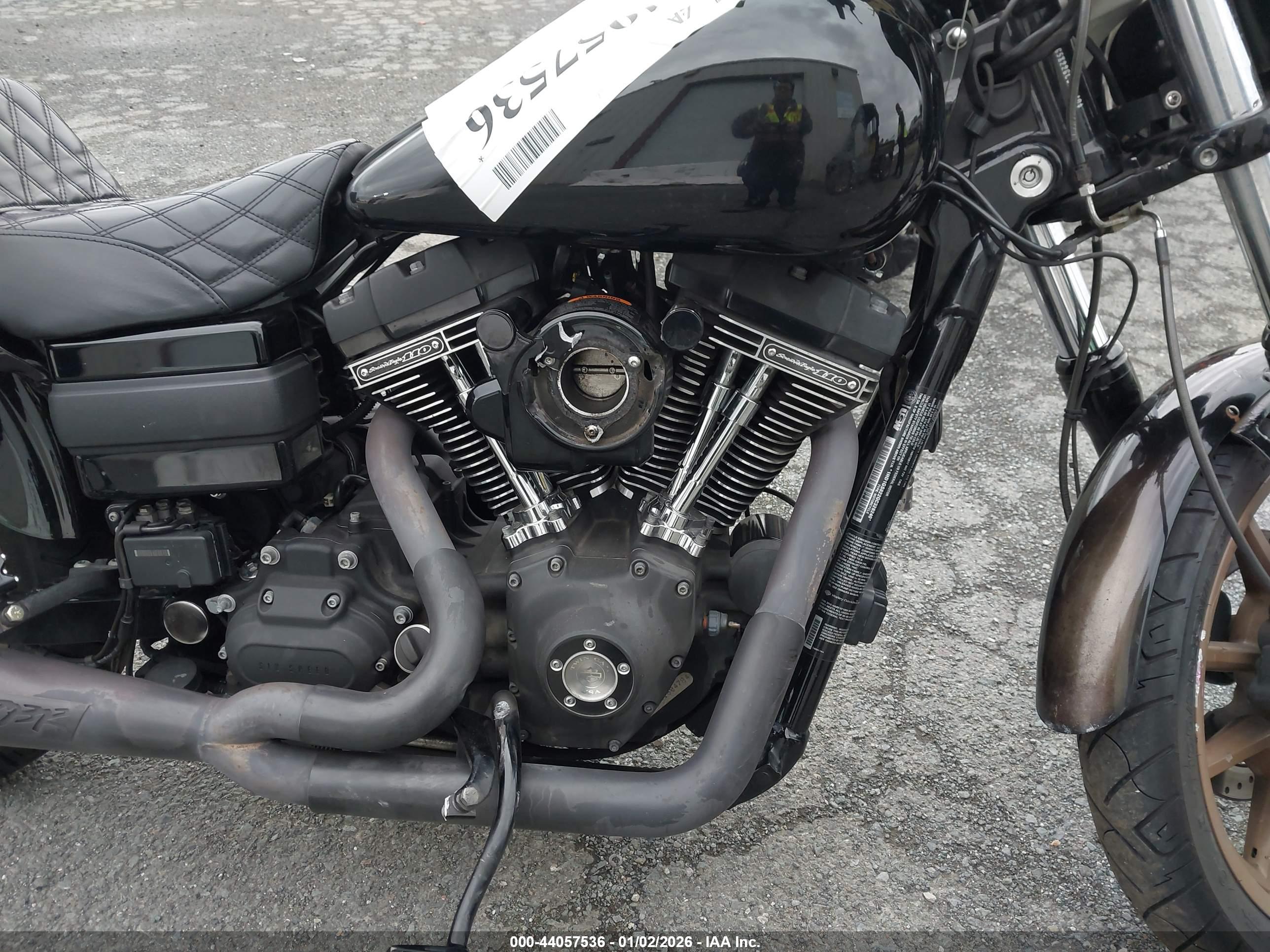 HARLEY-DAVIDSON FXDLS image 8