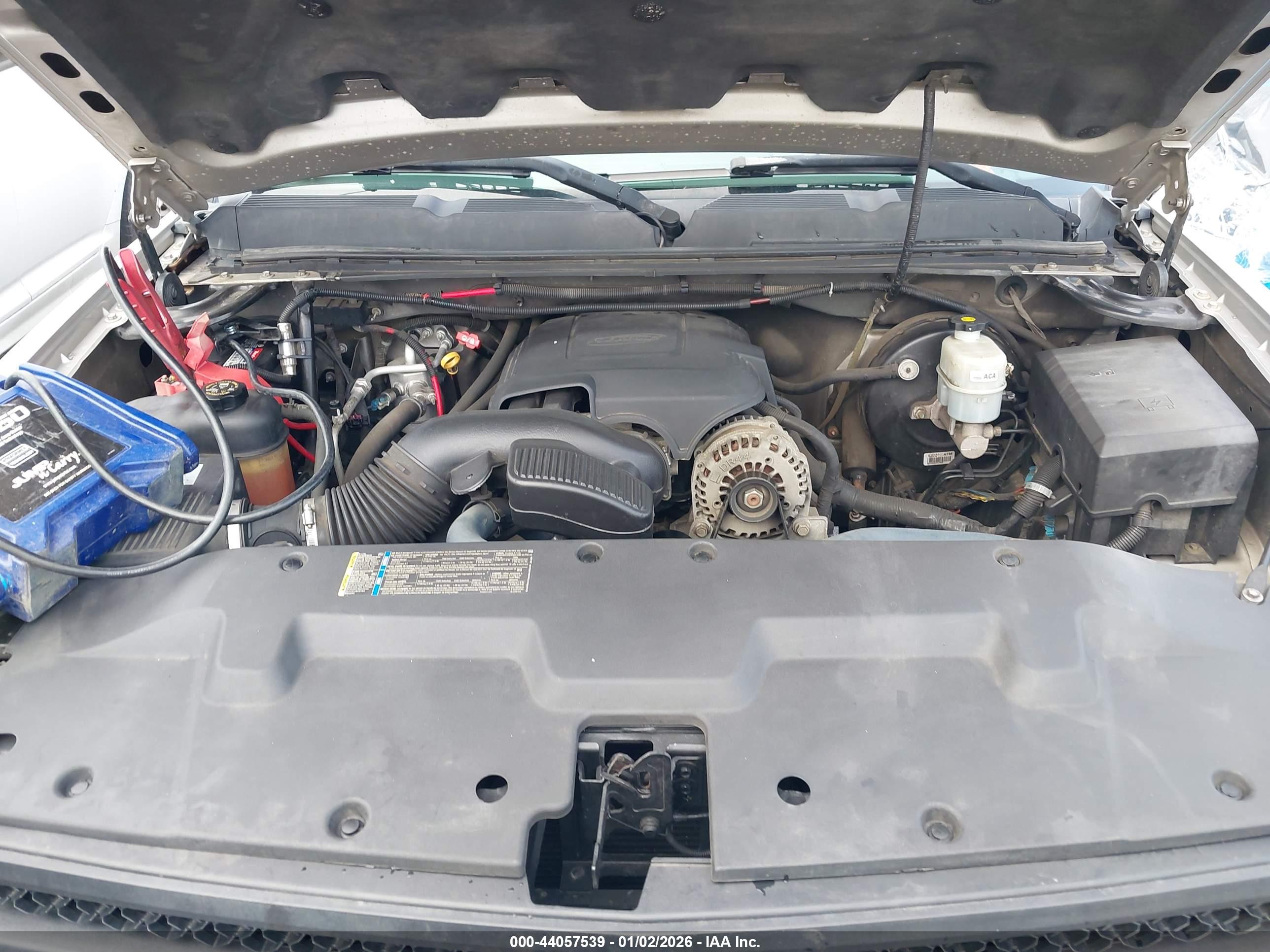 CHEVROLET SILVERADO image 10
