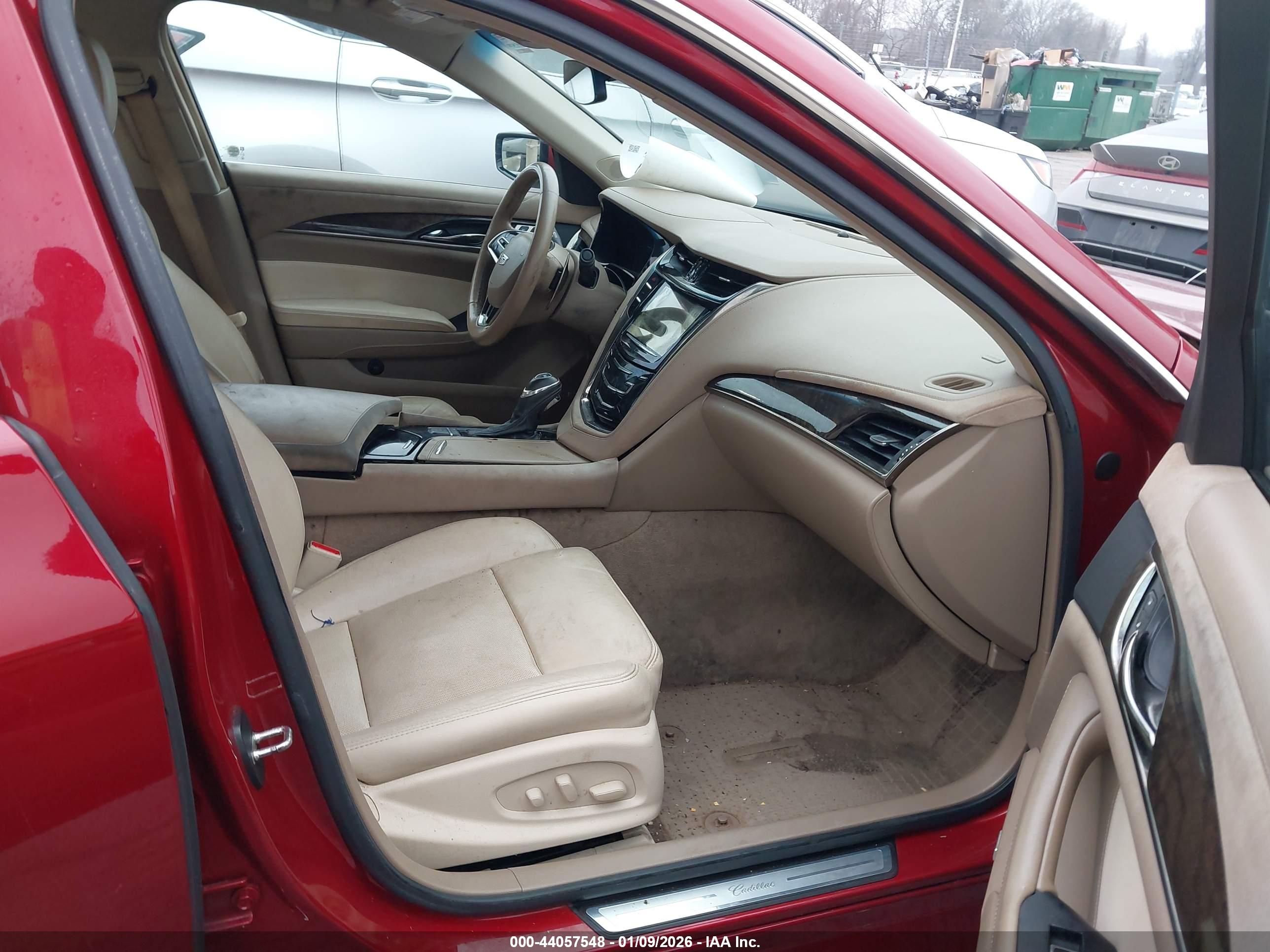 CADILLAC CTS image 5