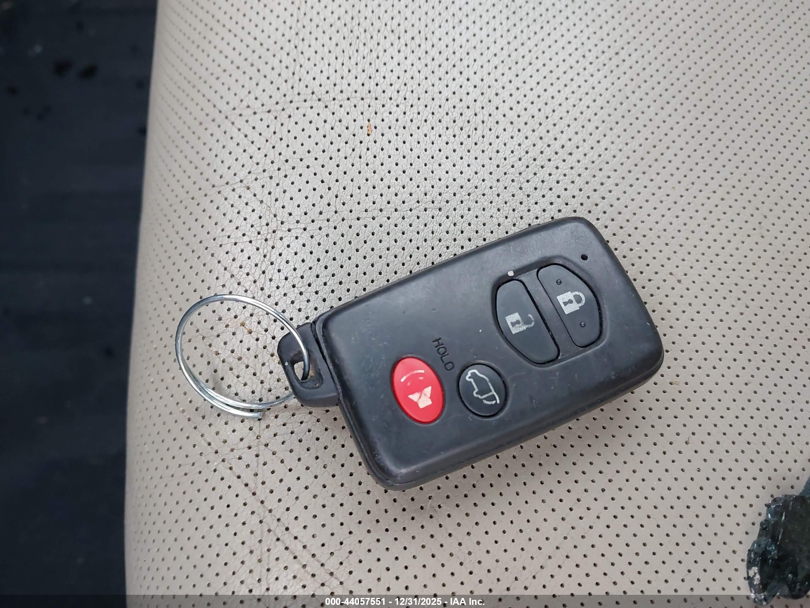 TOYOTA HIGHLANDER image 11