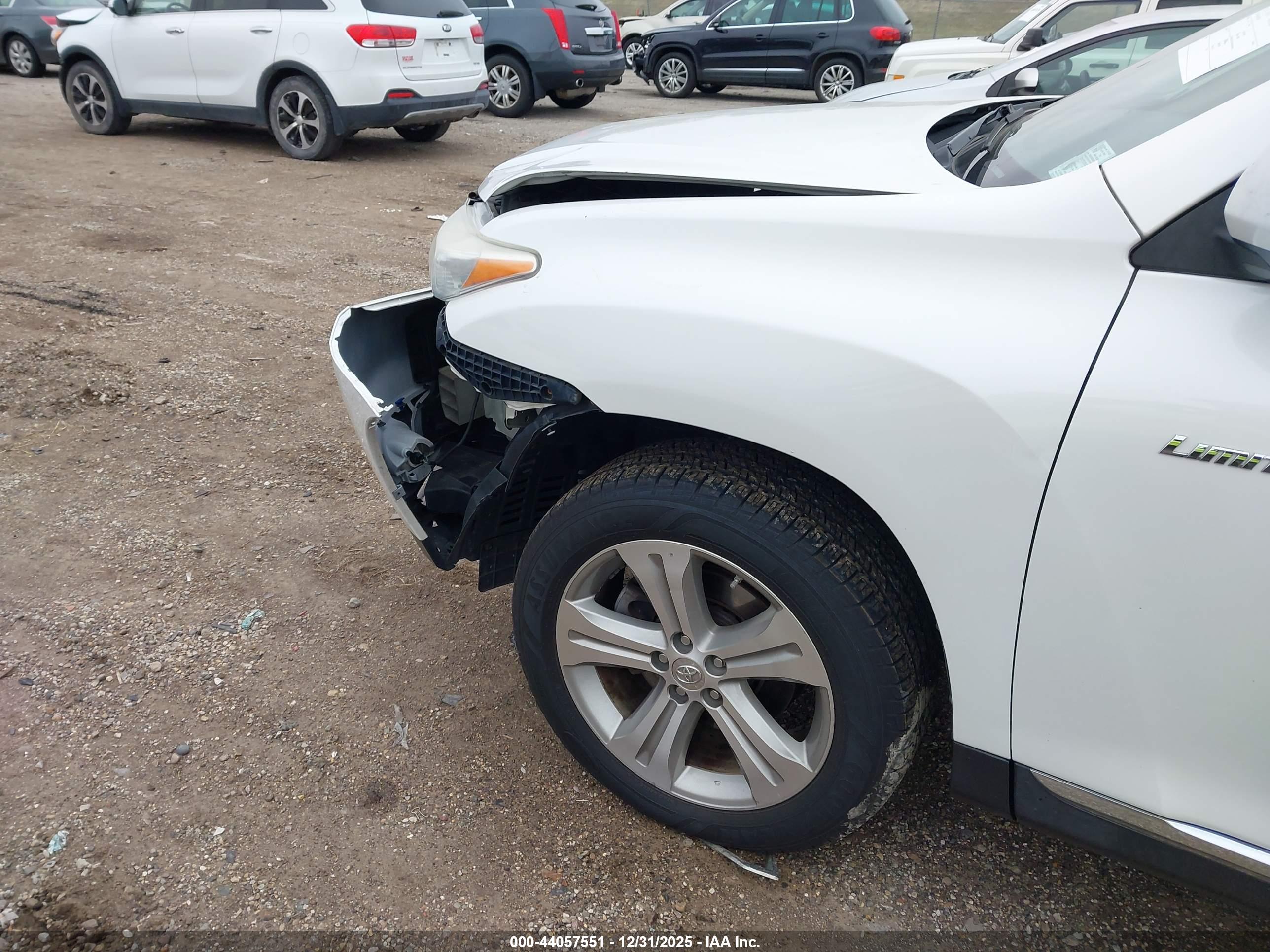 TOYOTA HIGHLANDER image 6