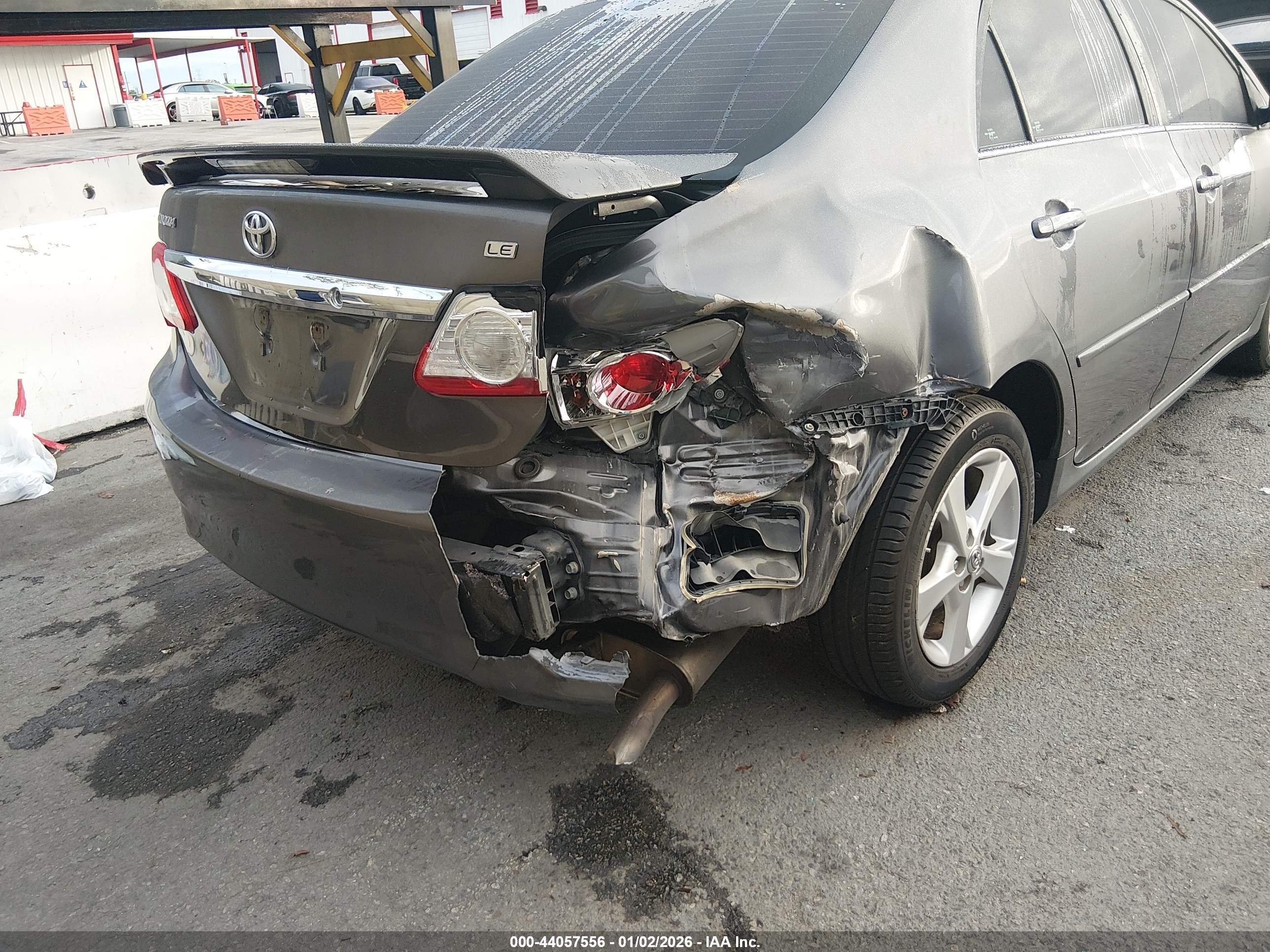 TOYOTA COROLLA image 6