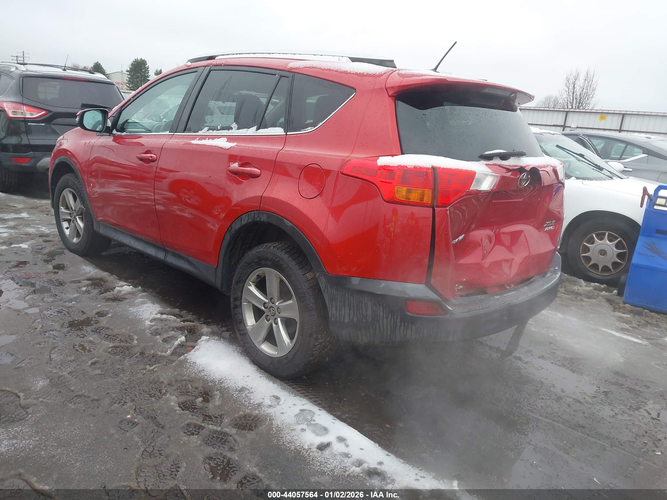 TOYOTA RAV4 image 3