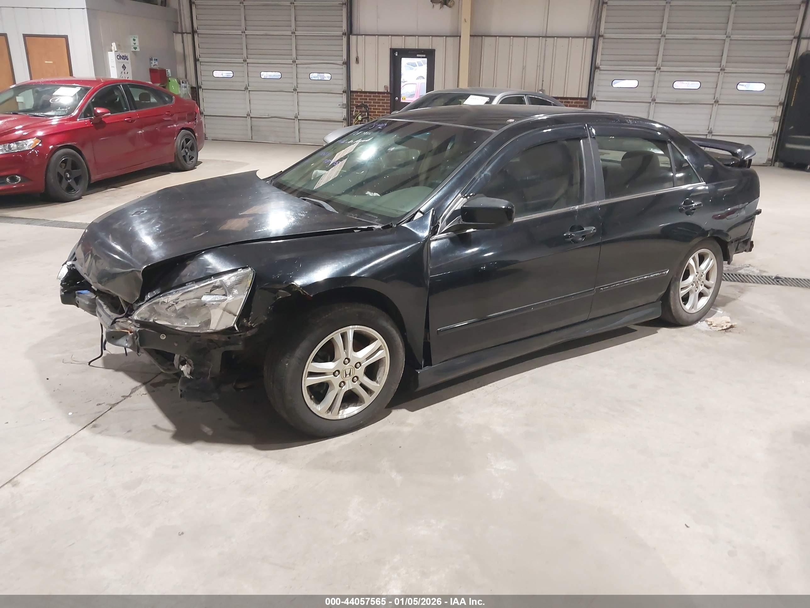 HONDA ACCORD image 2