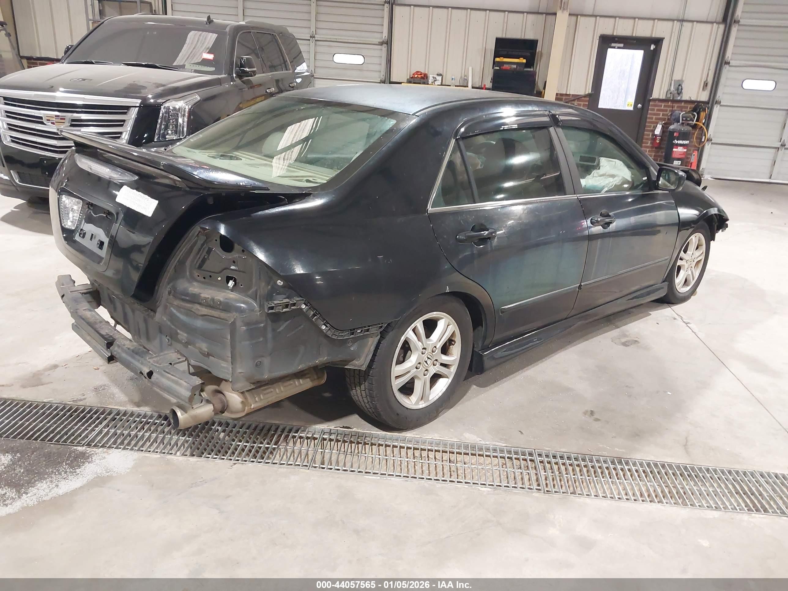 HONDA ACCORD image 4