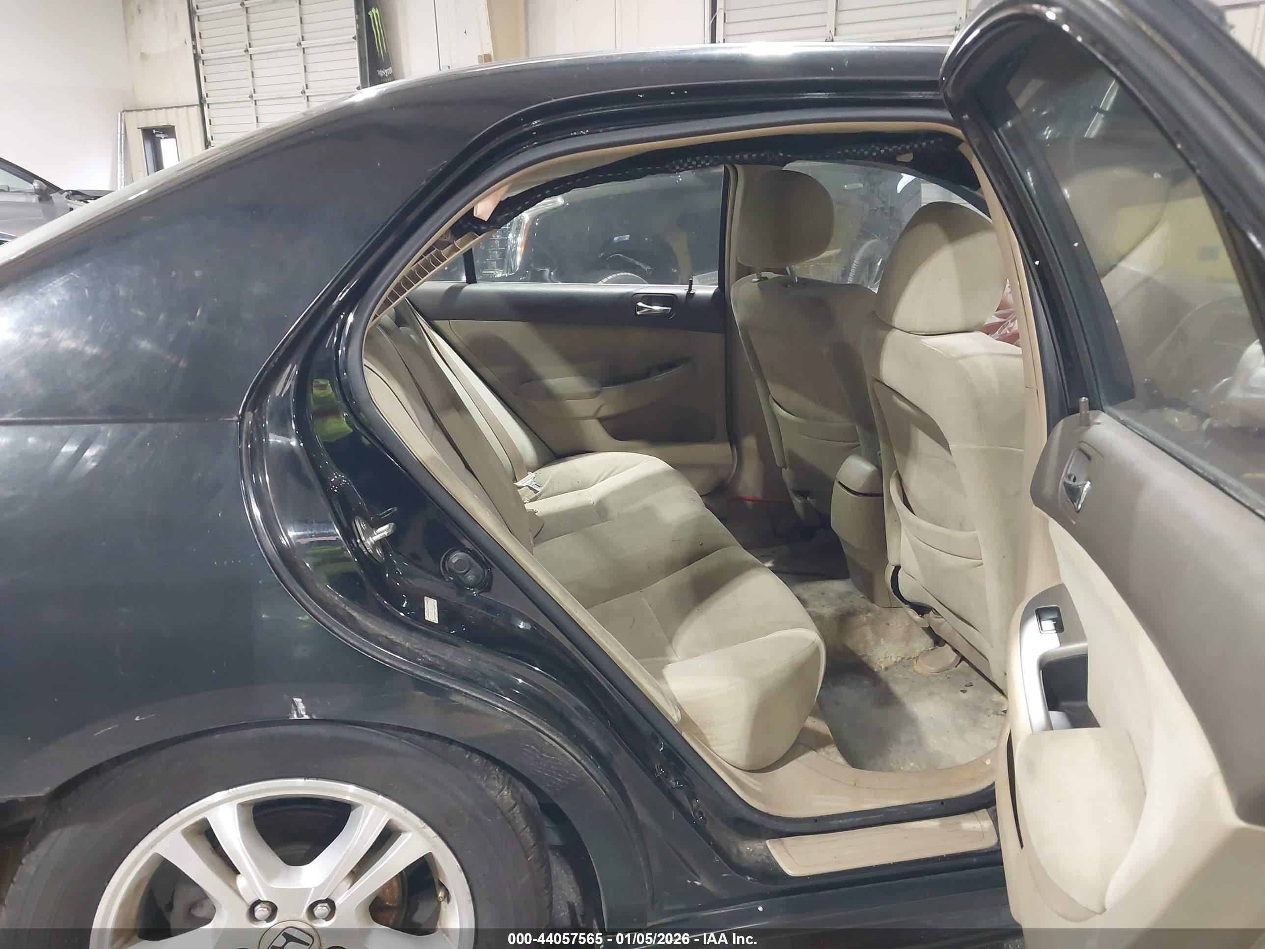 HONDA ACCORD image 8