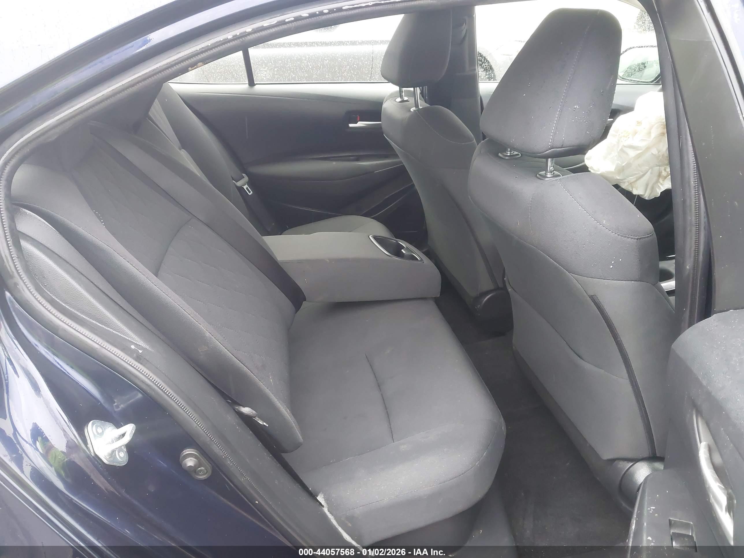 TOYOTA COROLLA image 8