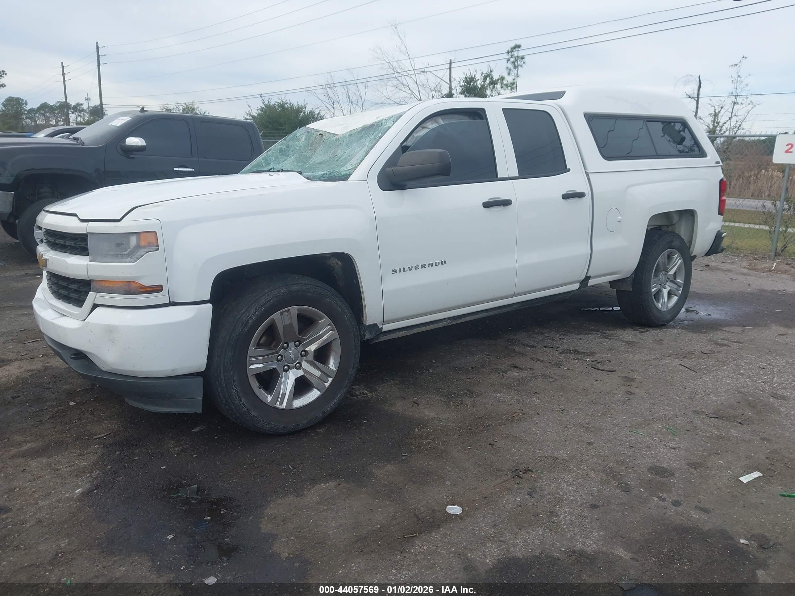 CHEVROLET SILVERADO image 2