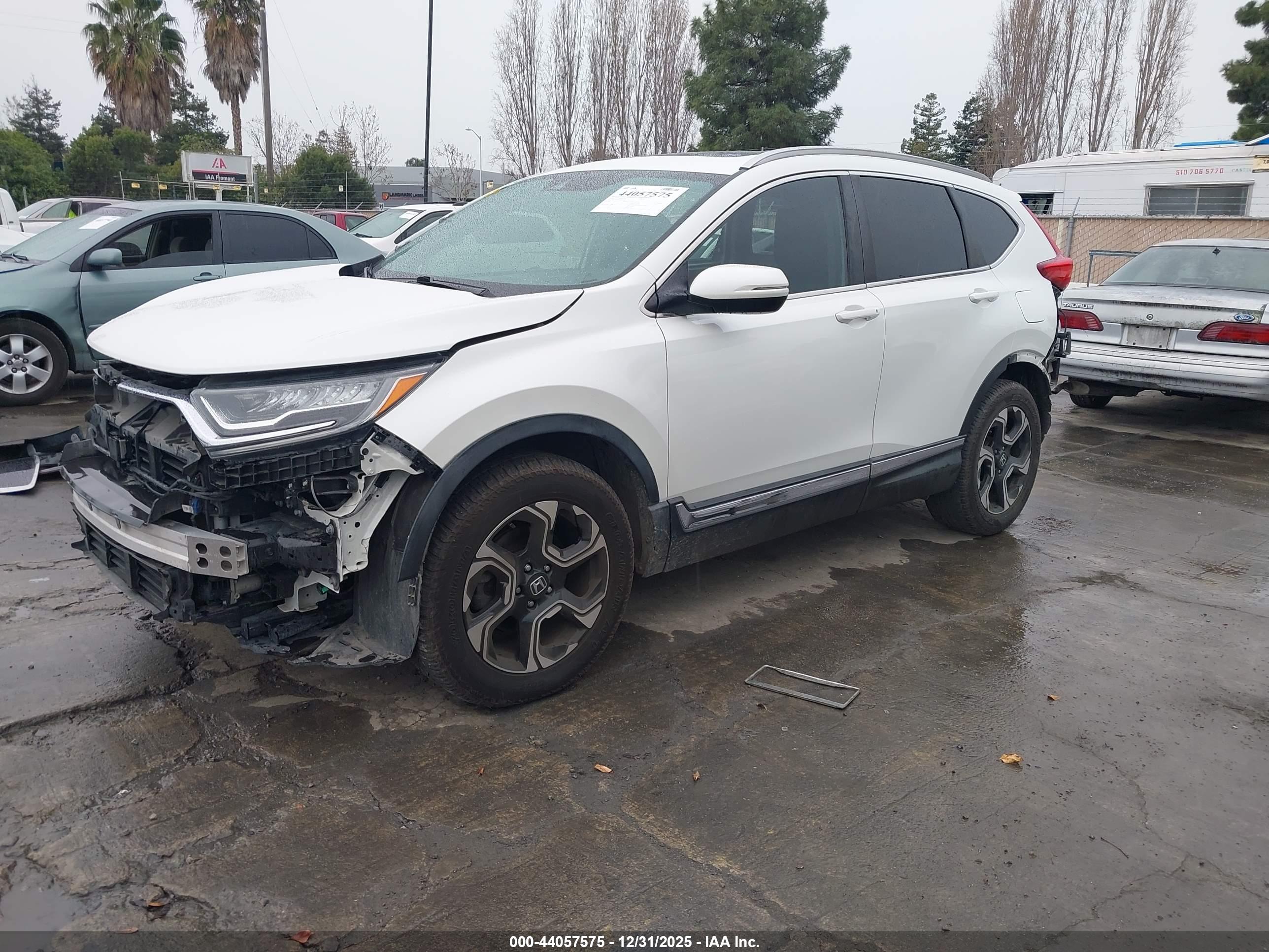 HONDA CR-V image 2