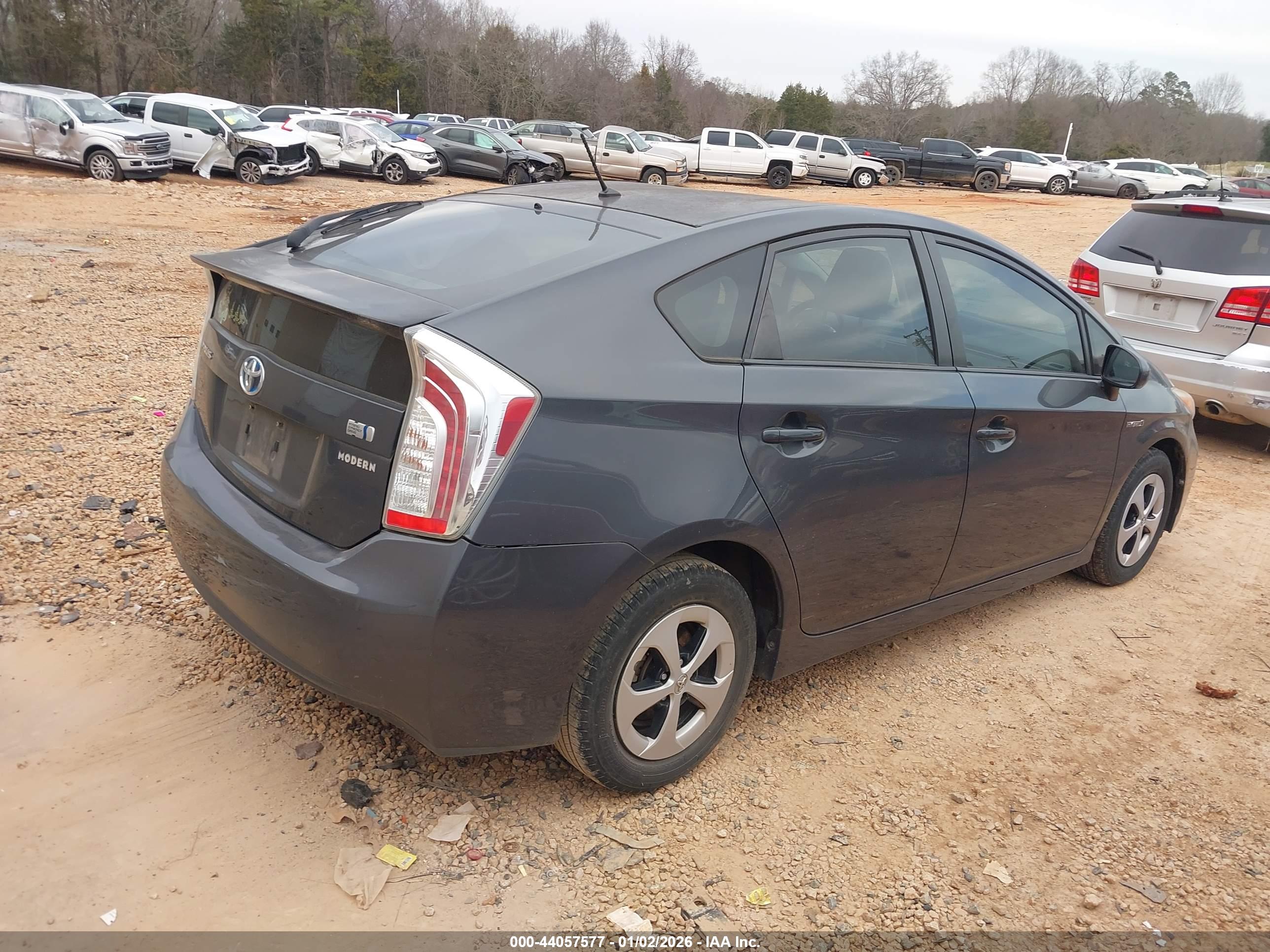 TOYOTA PRIUS image 4
