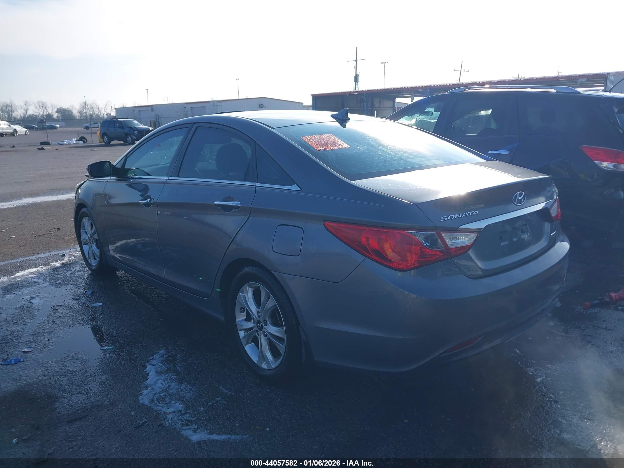HYUNDAI SONATA image 3