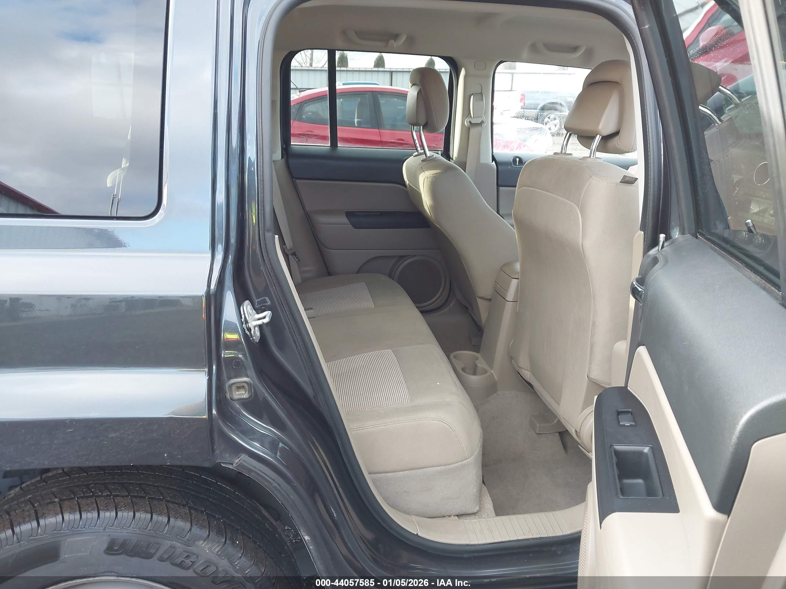 JEEP PATRIOT image 8