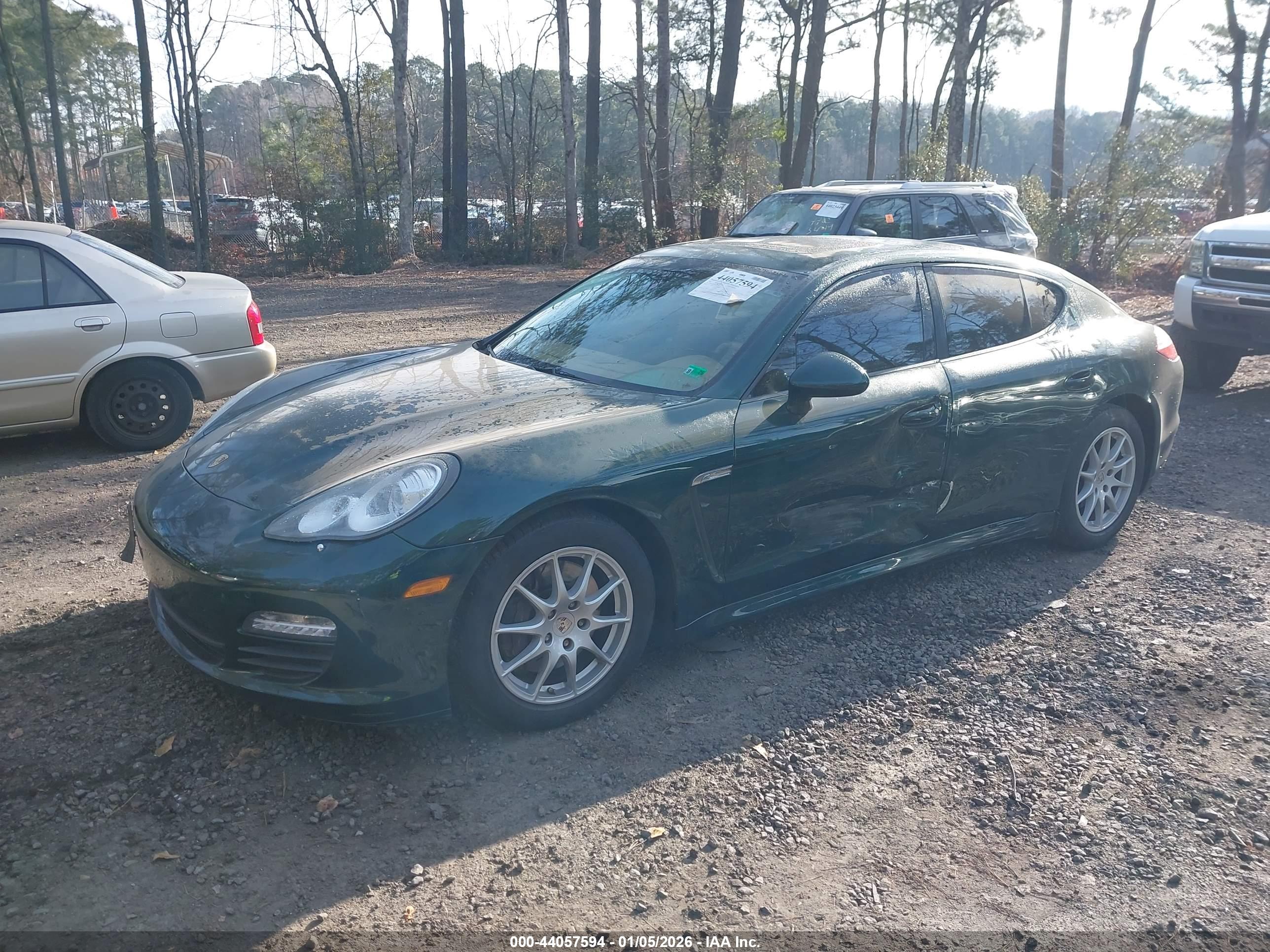 PORSCHE PANAMERA image 2