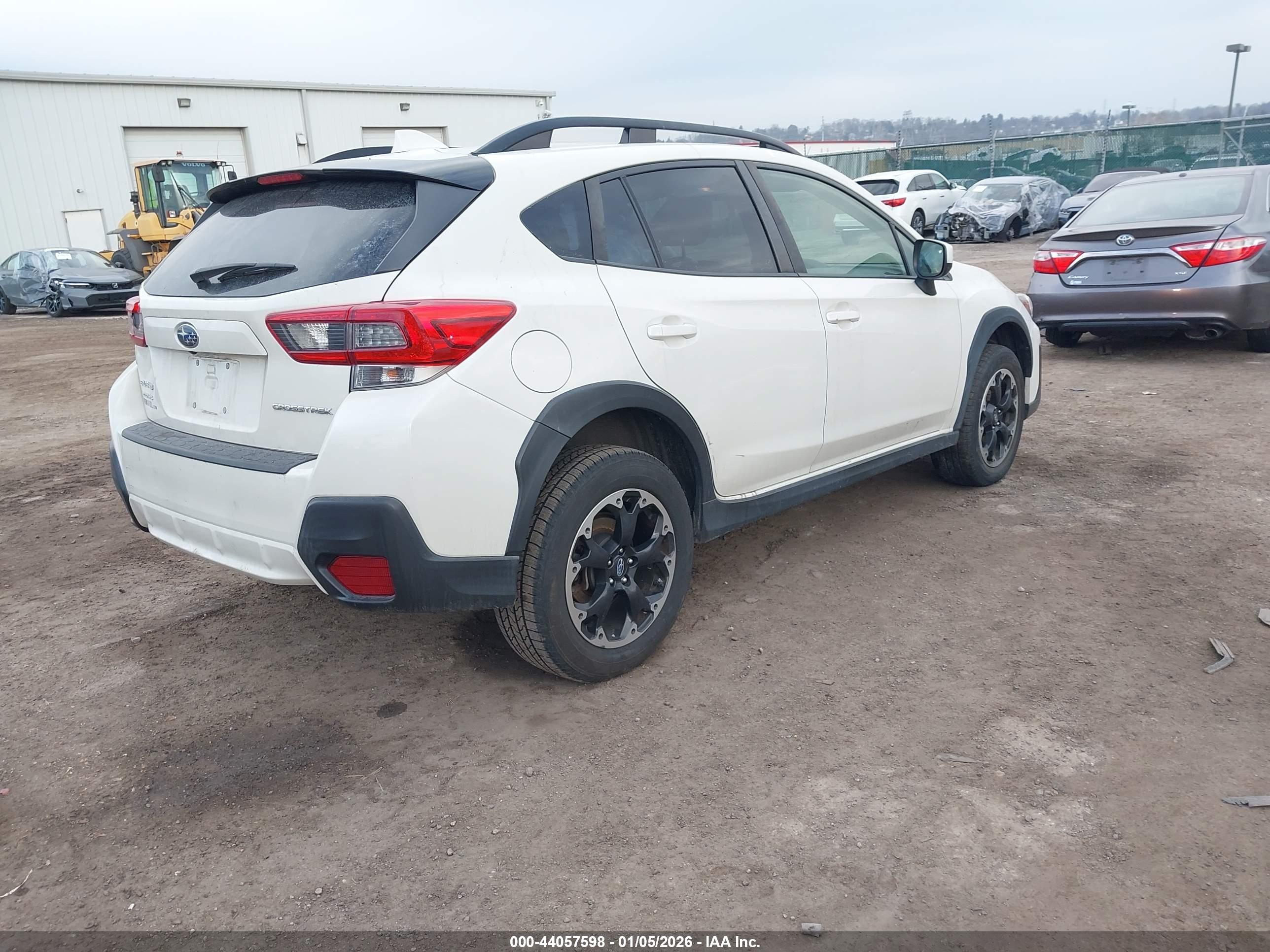 SUBARU CROSSTREK image 4