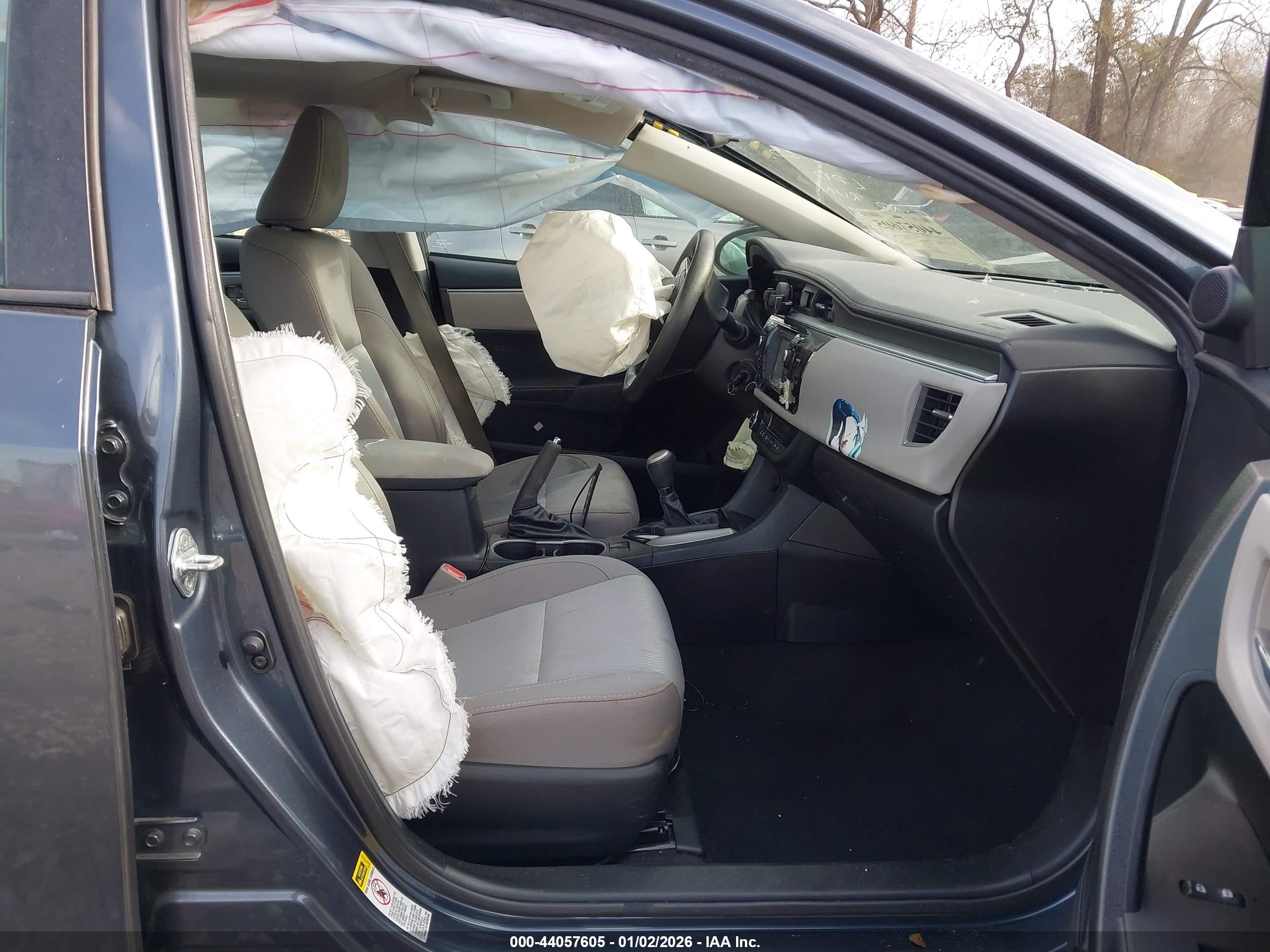 TOYOTA COROLLA image 5