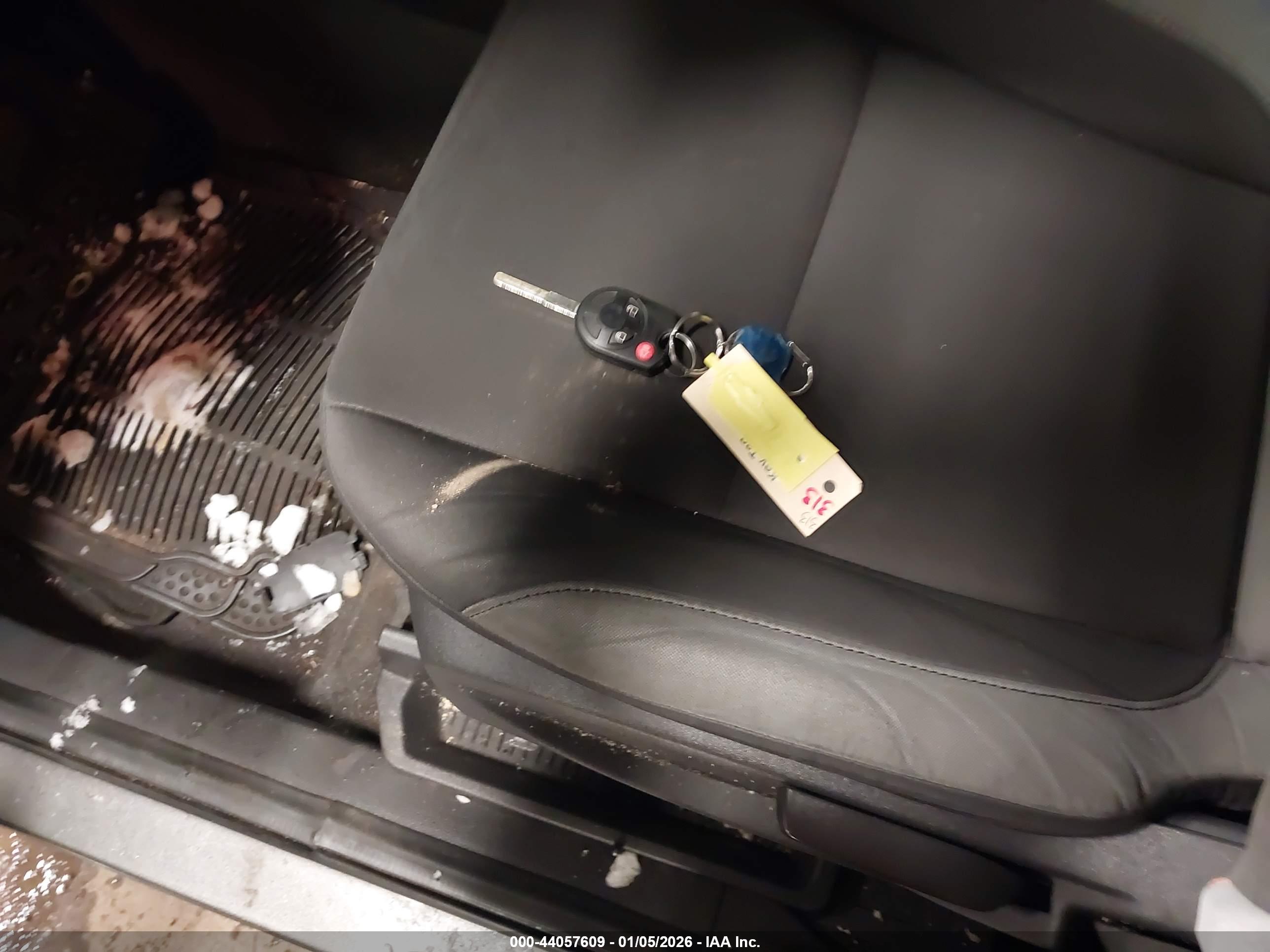 FORD ESCAPE image 11