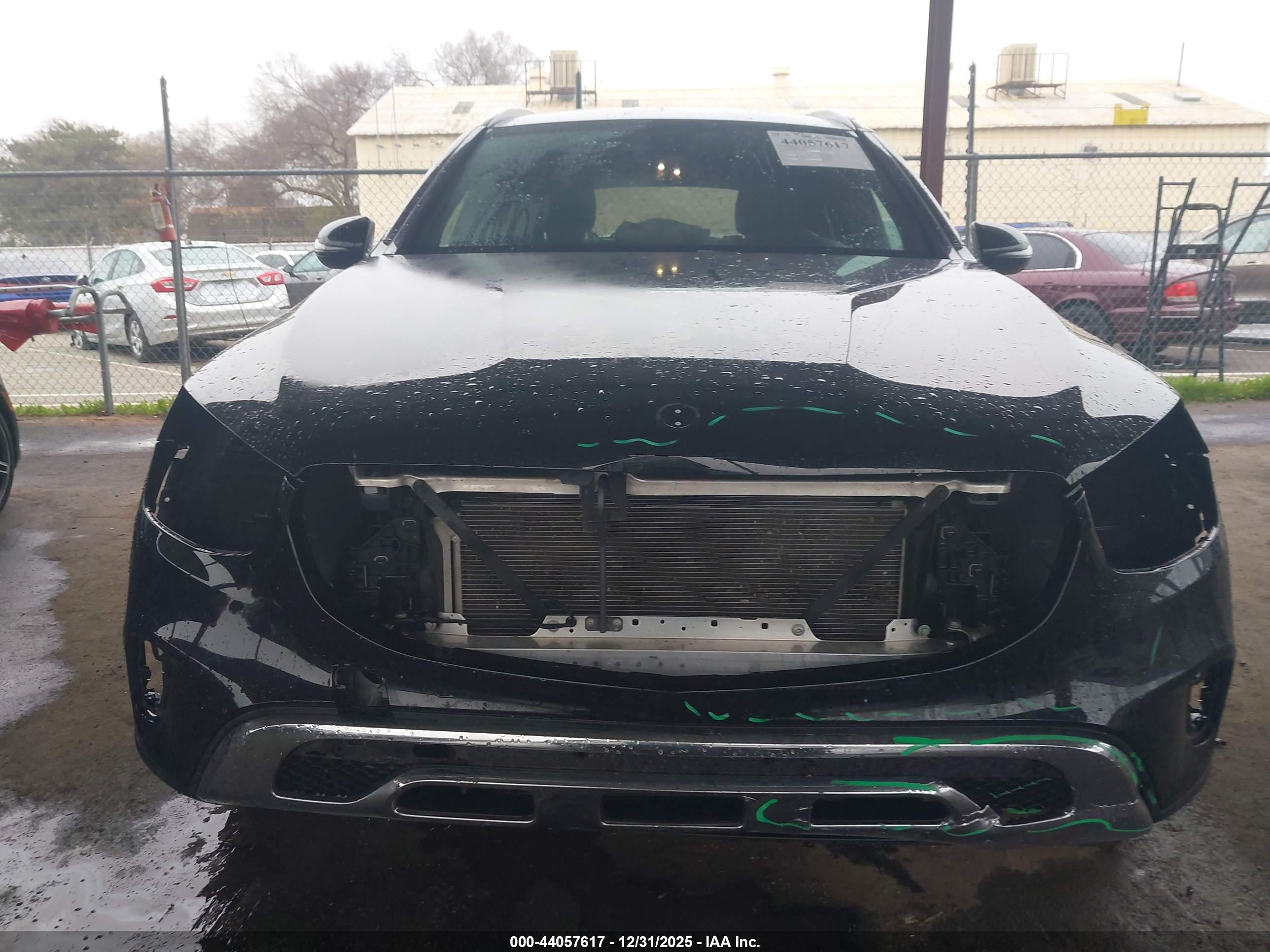 MERCEDES-BENZ GLC image 6