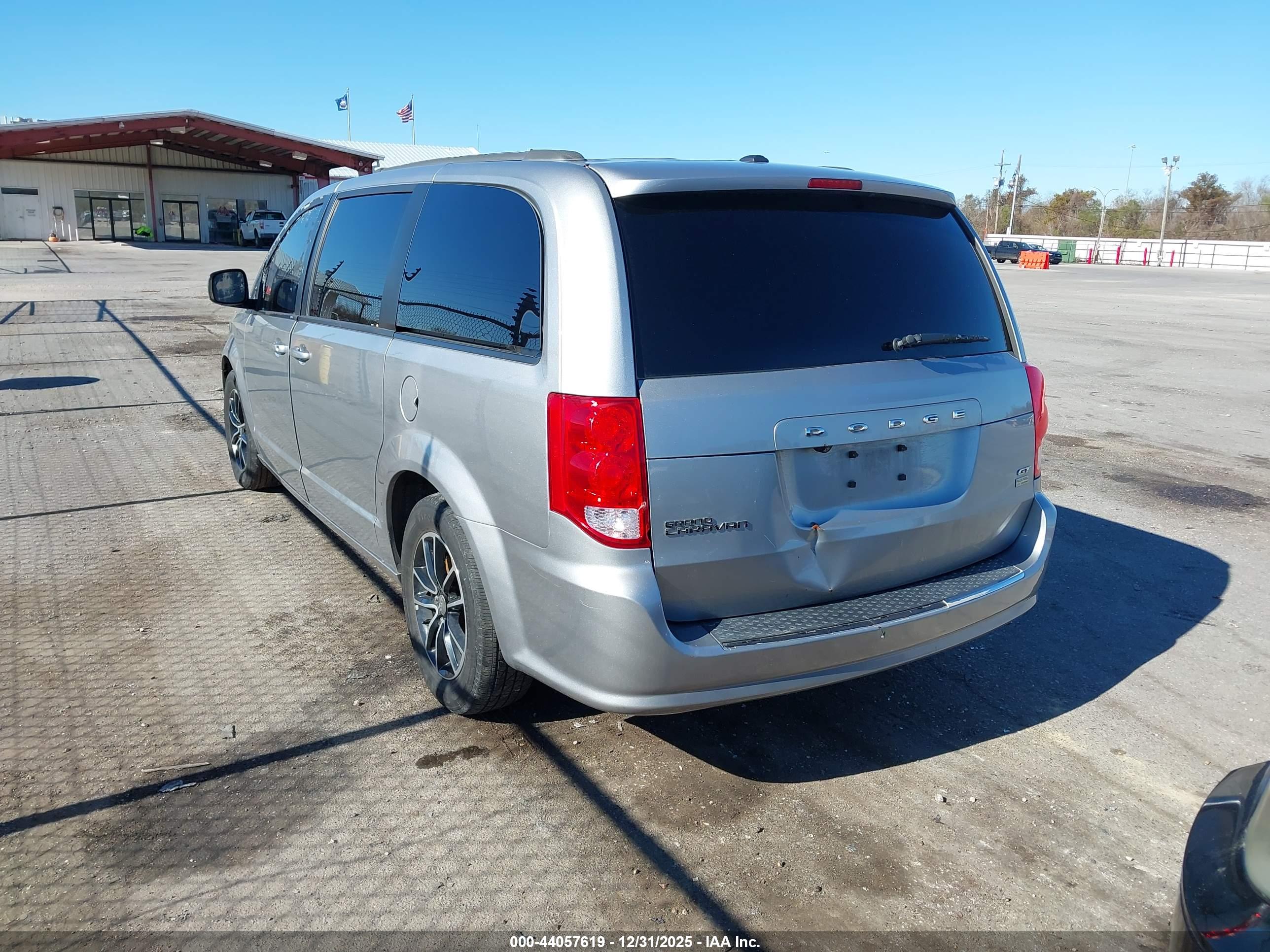 DODGE GRAND image 3