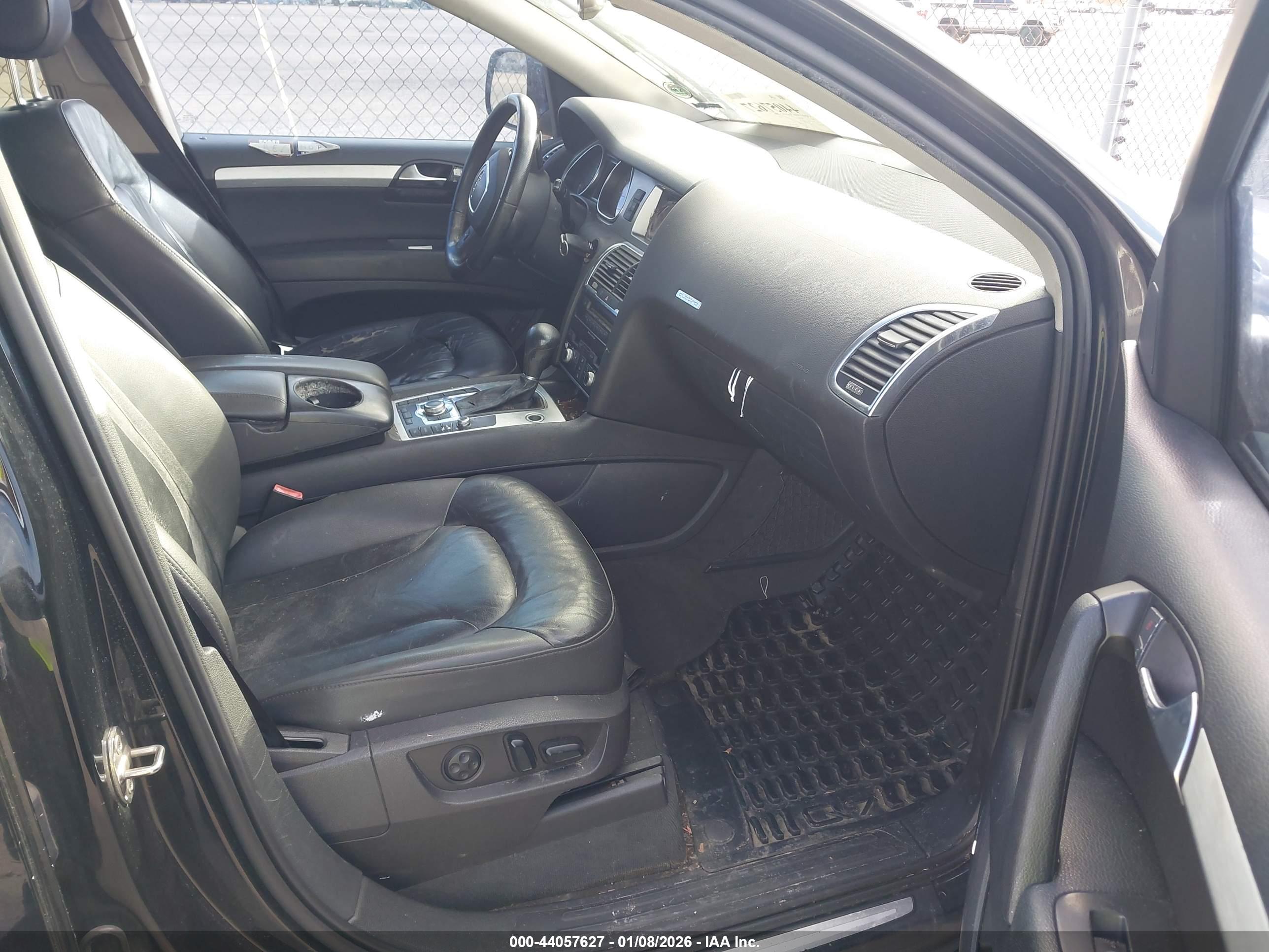AUDI Q7 image 5