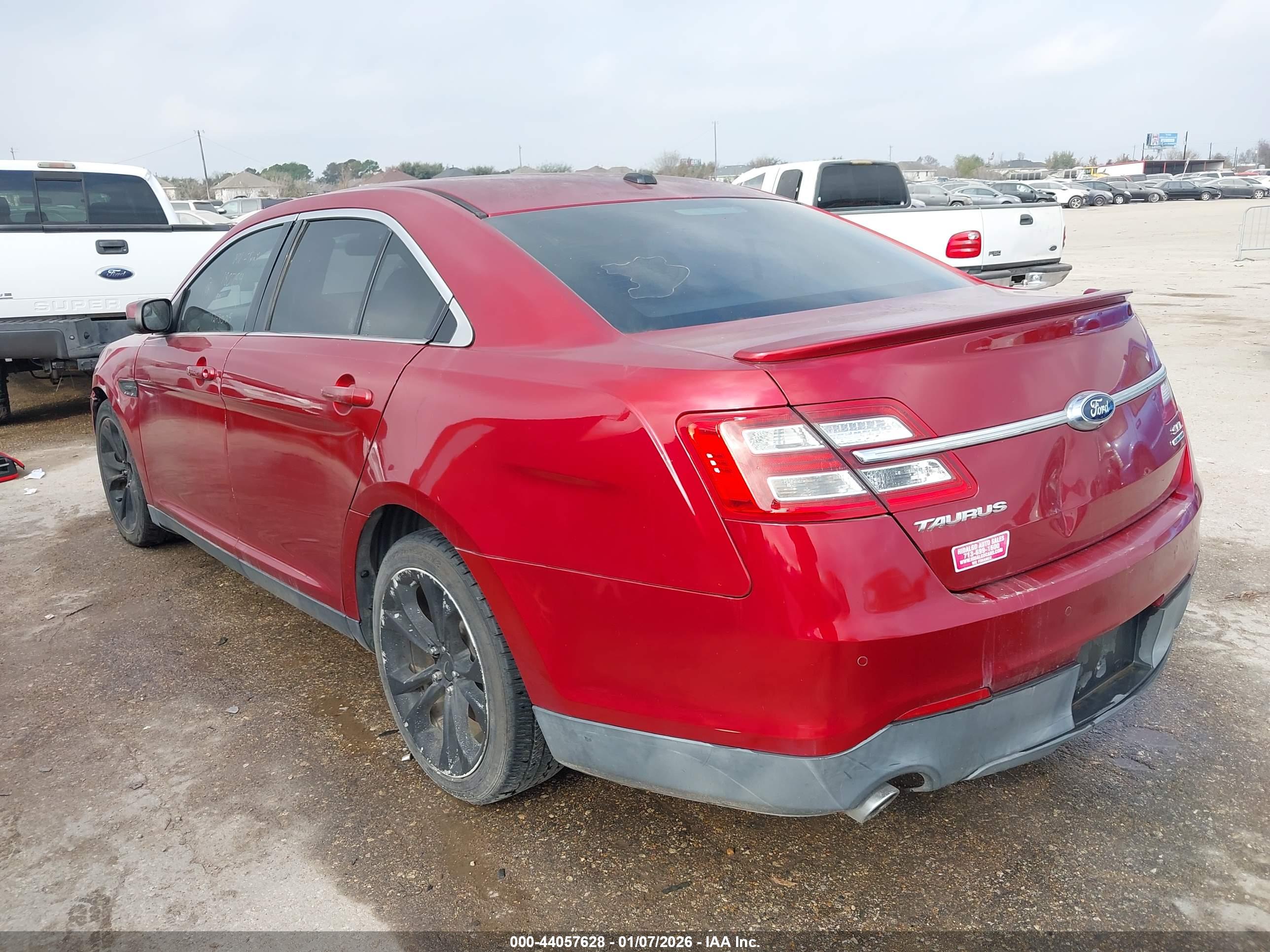 FORD TAURUS image 3