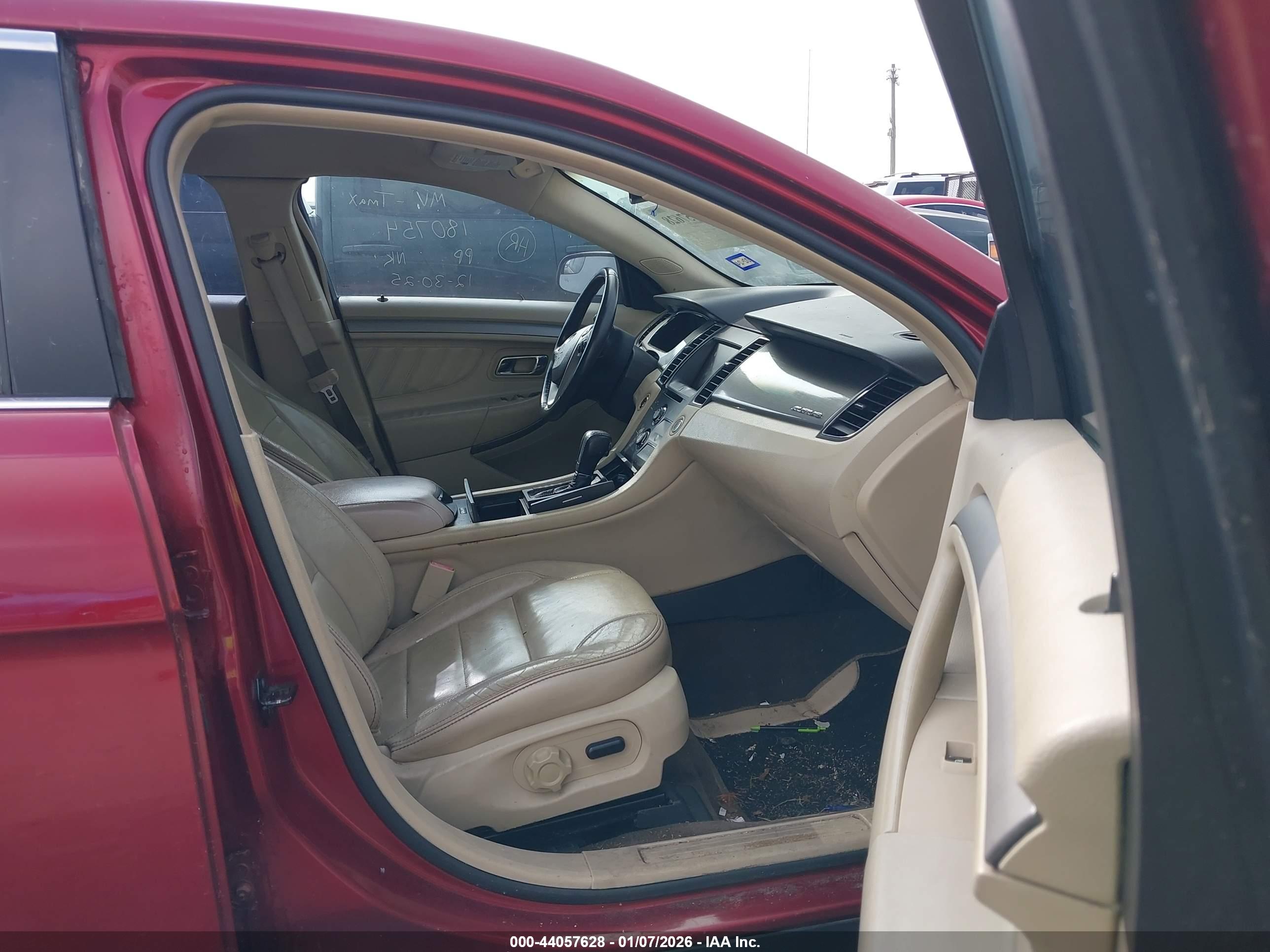 FORD TAURUS image 5