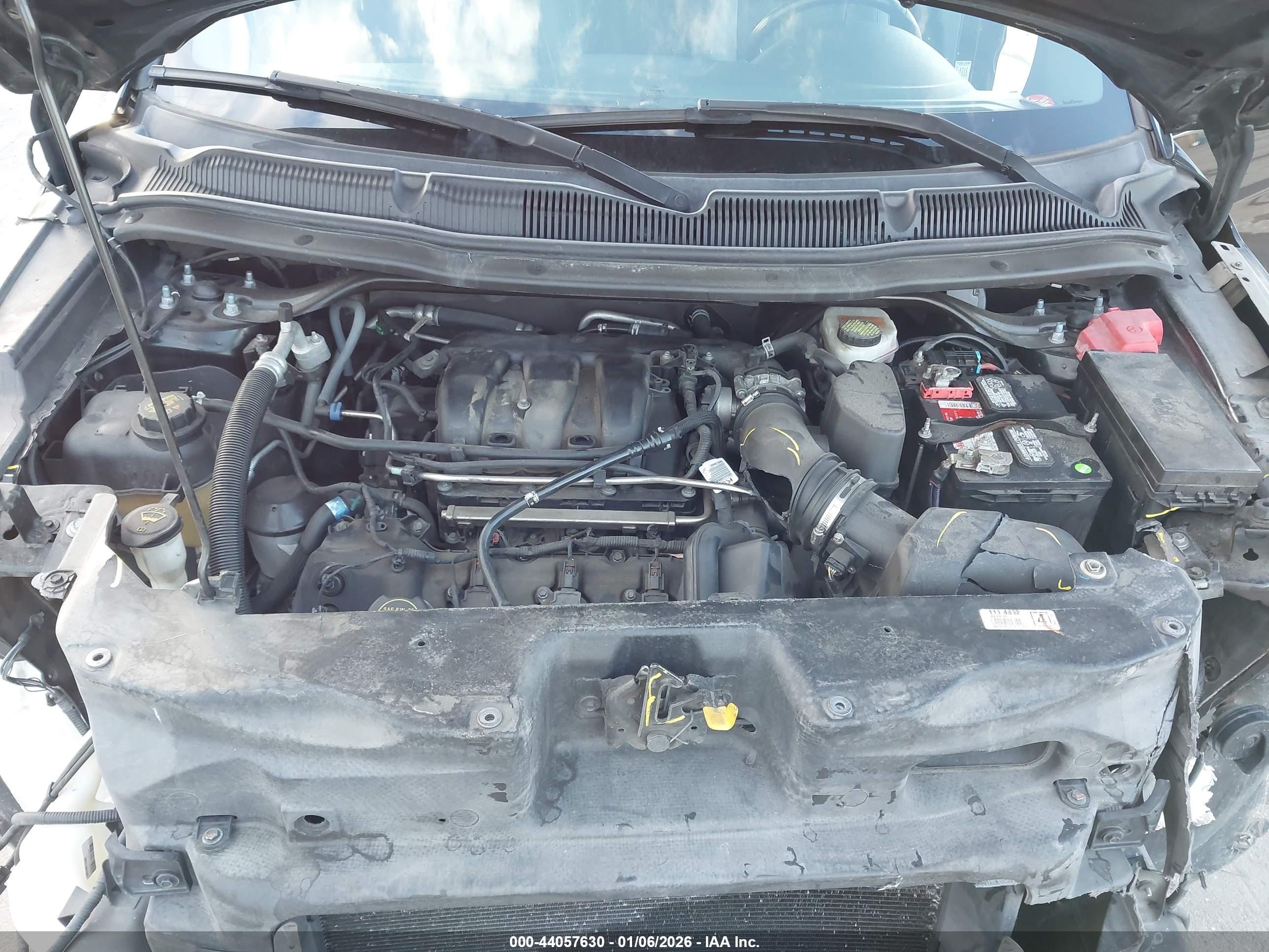 FORD EXPLORER image 10