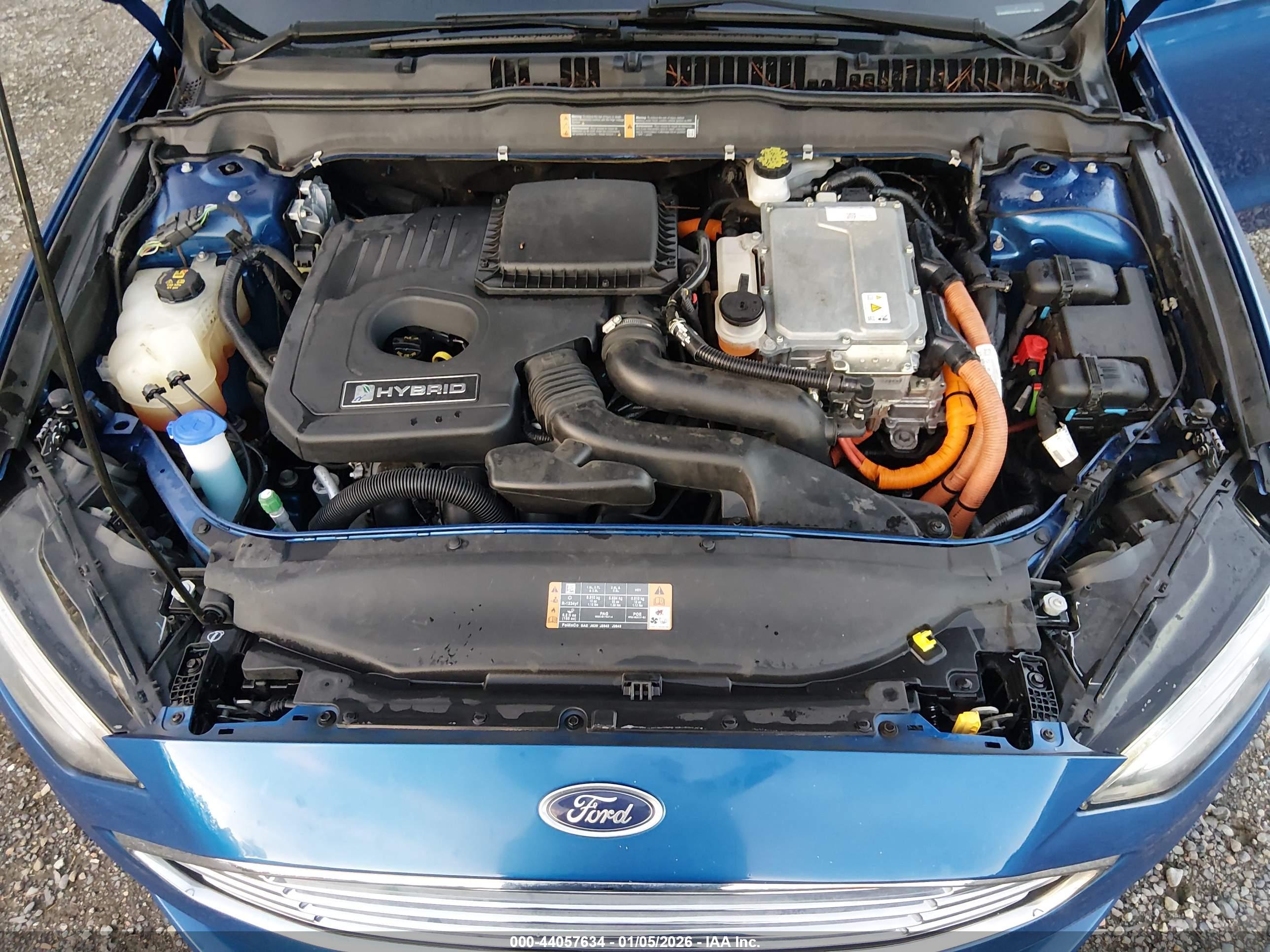 FORD FUSION image 10