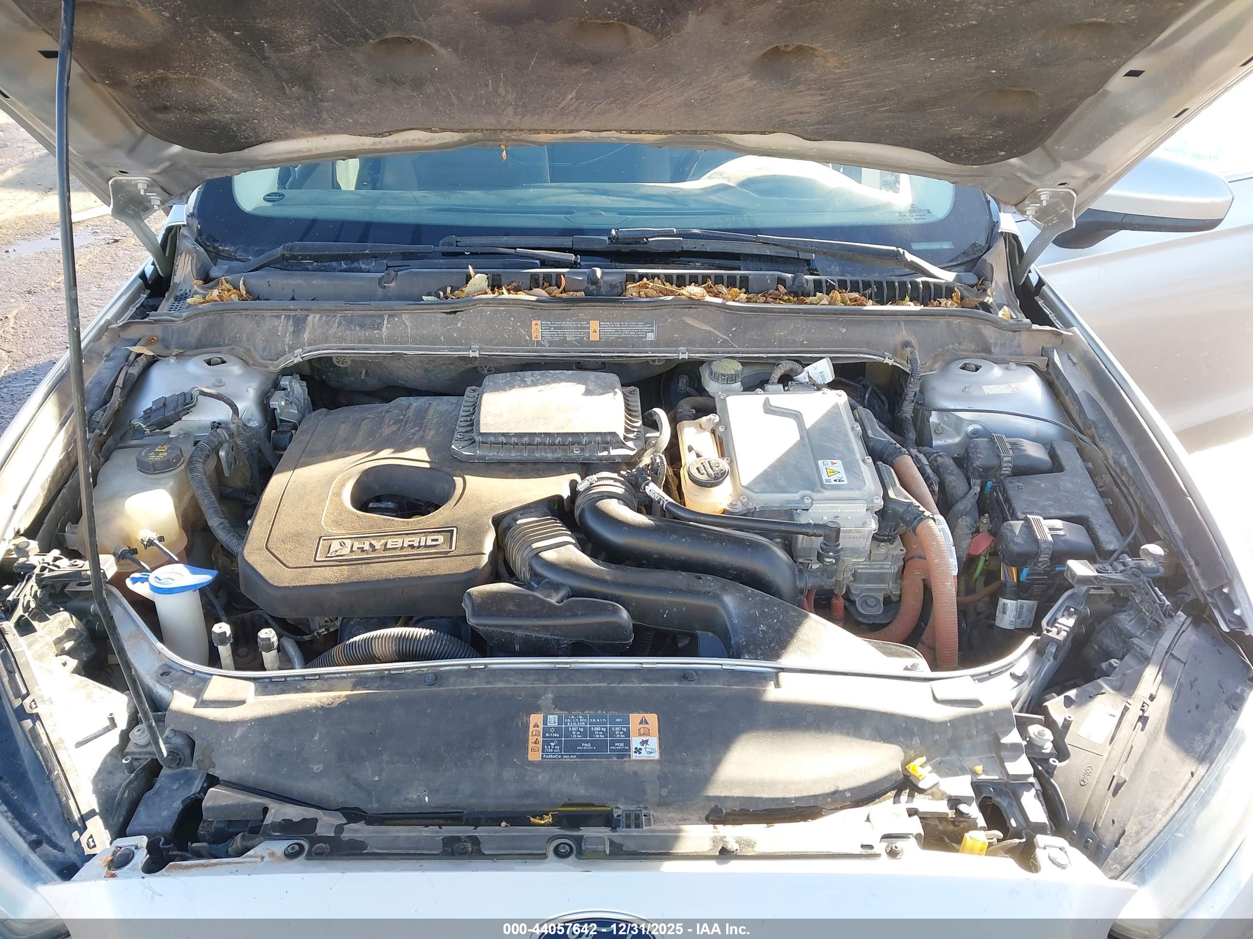 FORD FUSION image 10