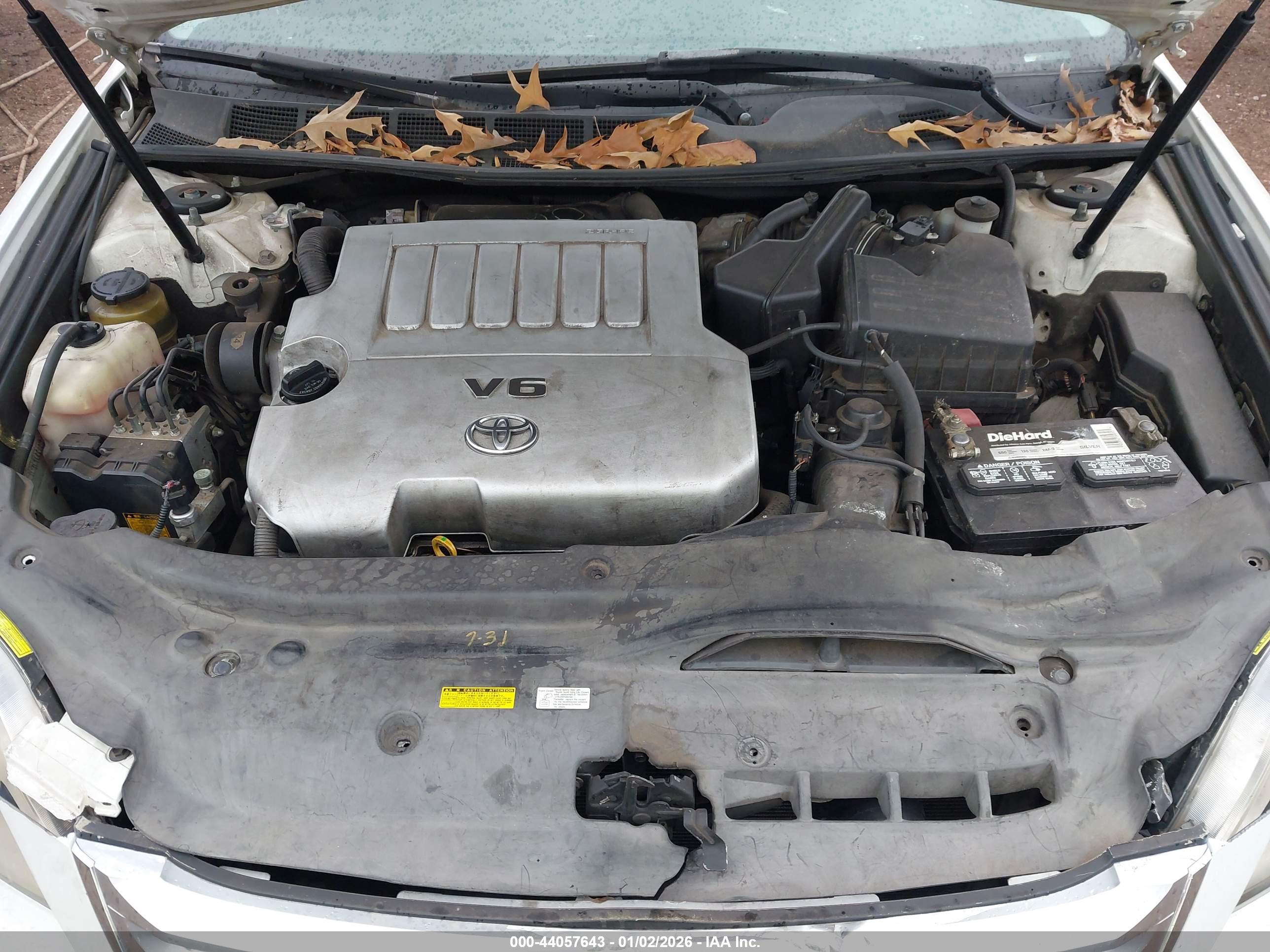 TOYOTA AVALON image 10