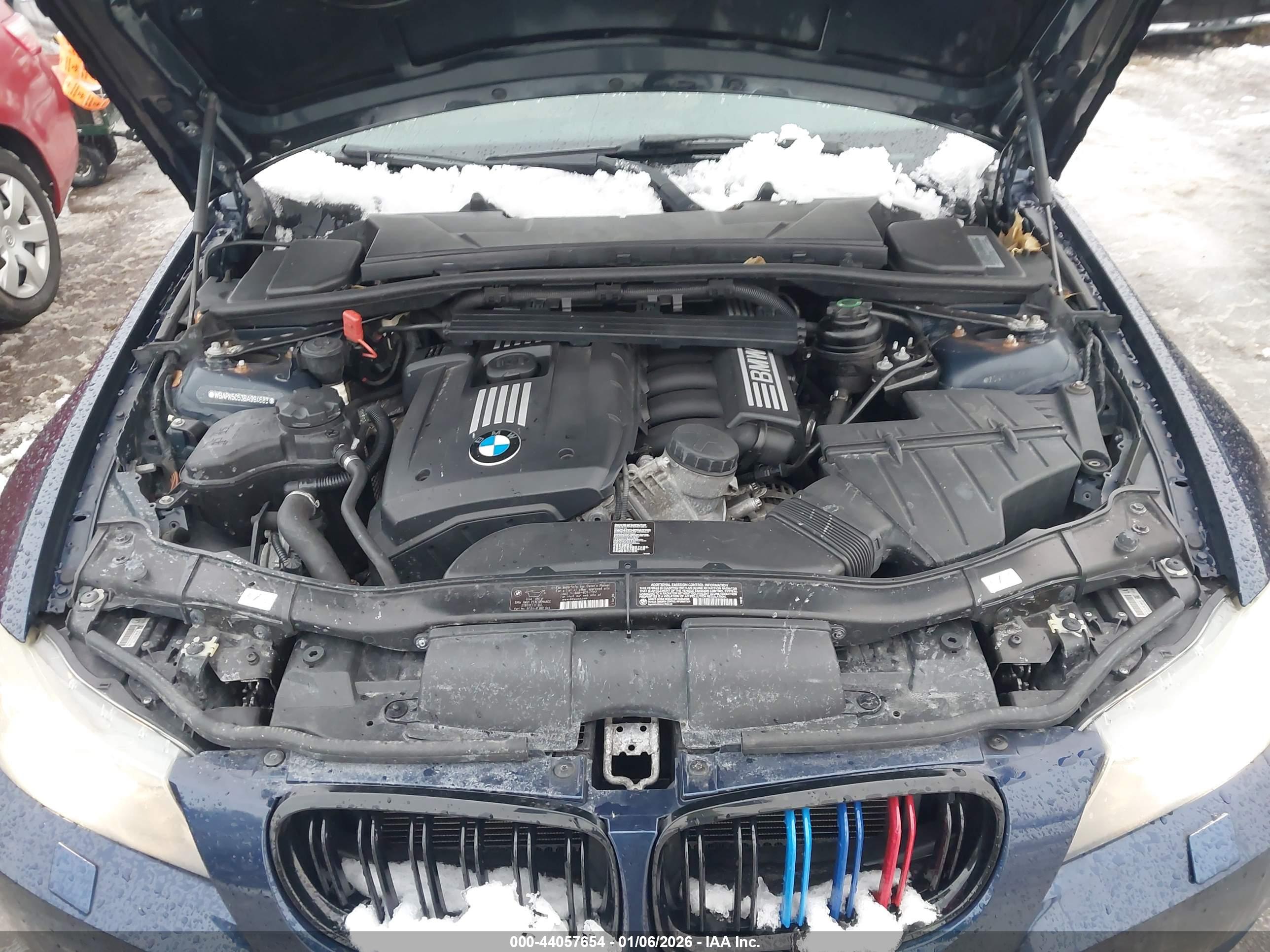 BMW 328I image 10