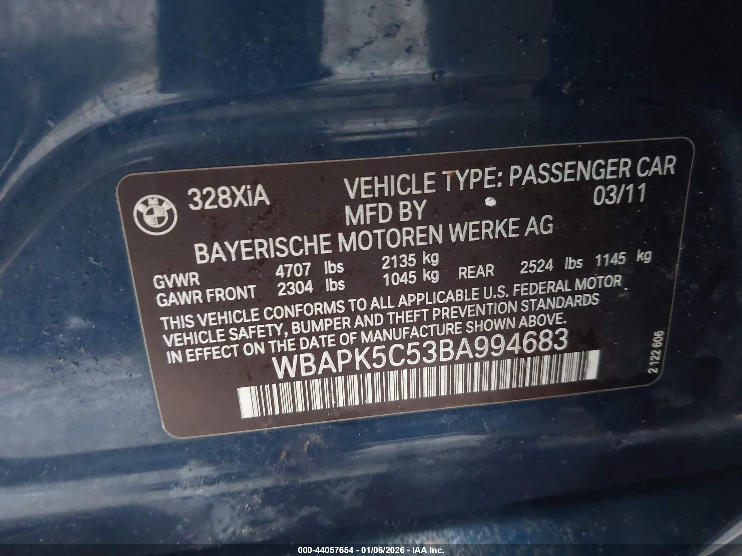 BMW 328I image 9