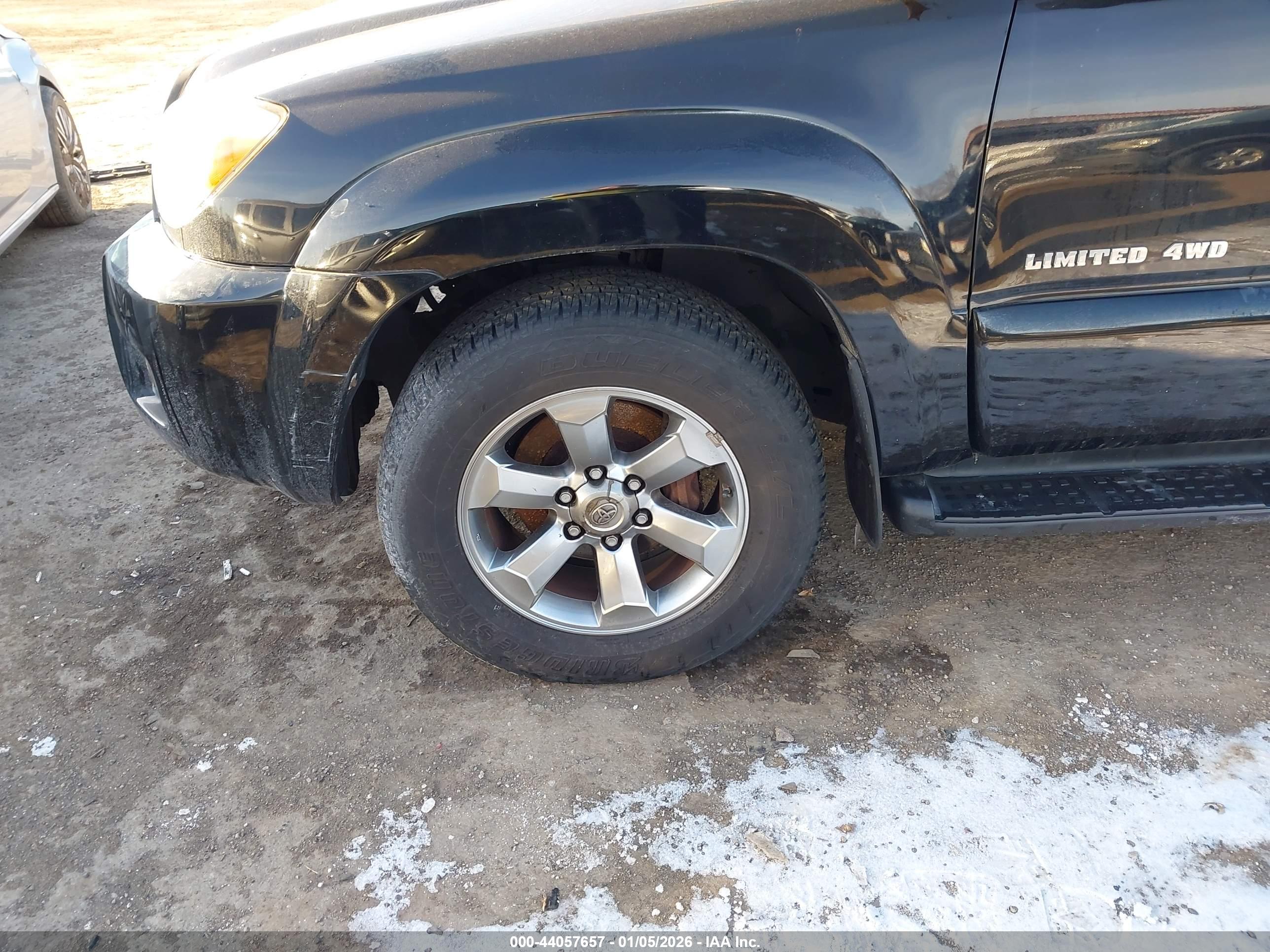 TOYOTA 4RUNNER image 6