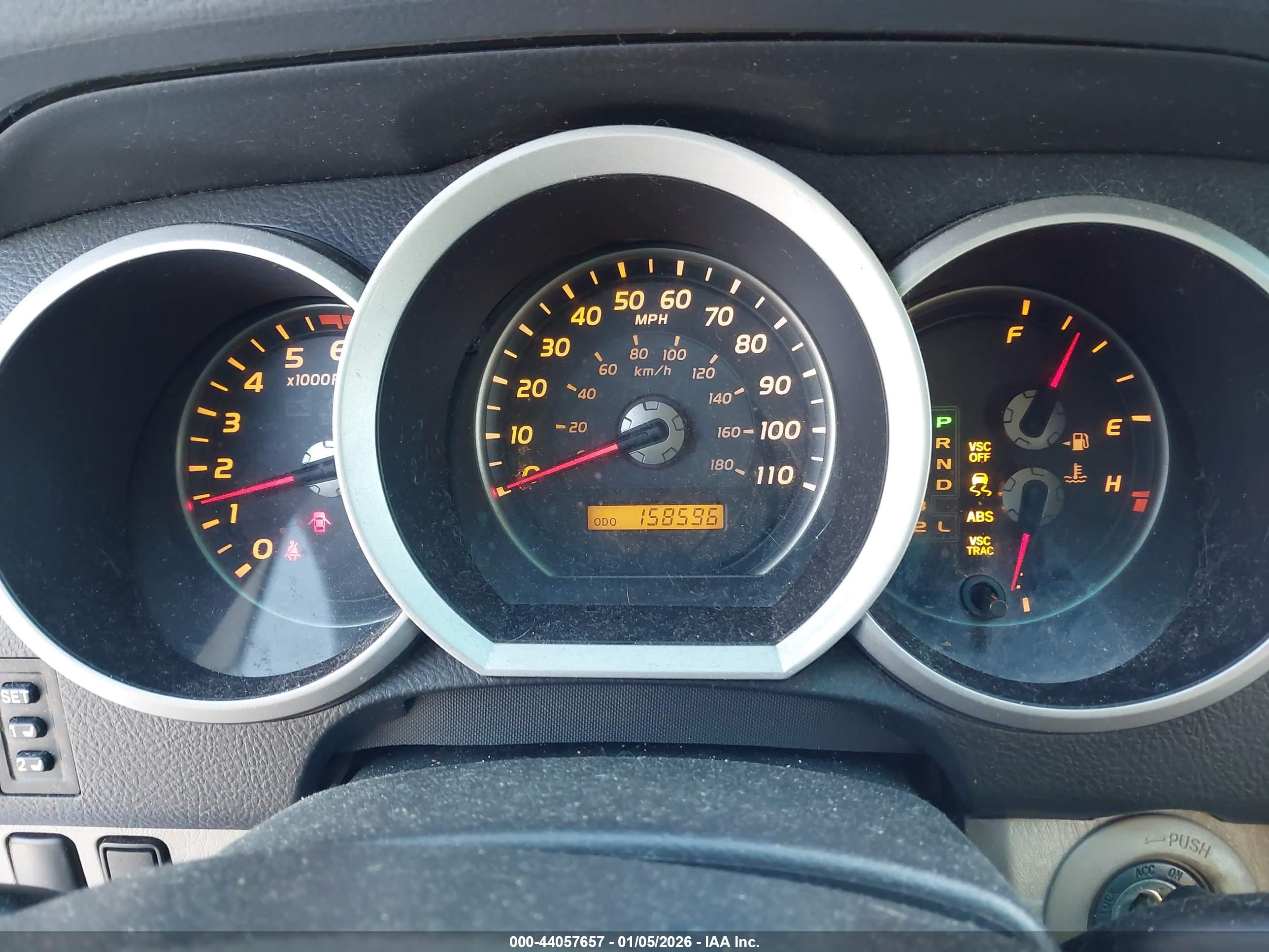 TOYOTA 4RUNNER image 7