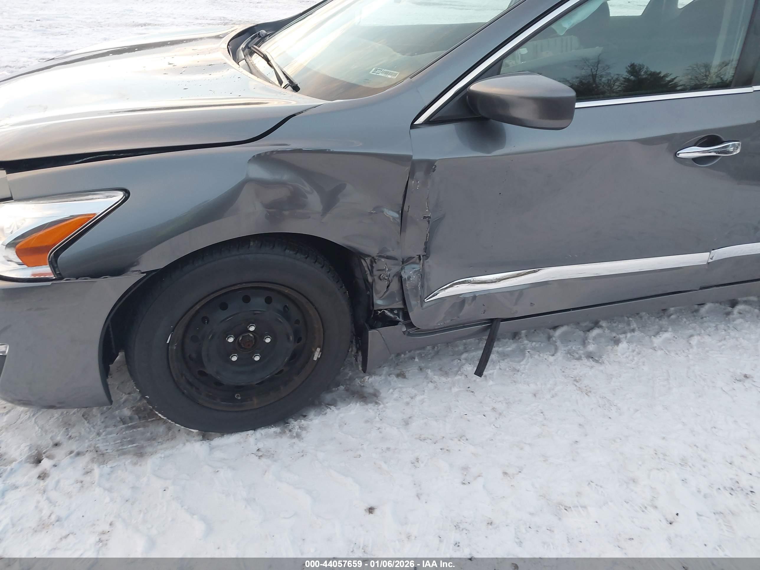 NISSAN ALTIMA image 6