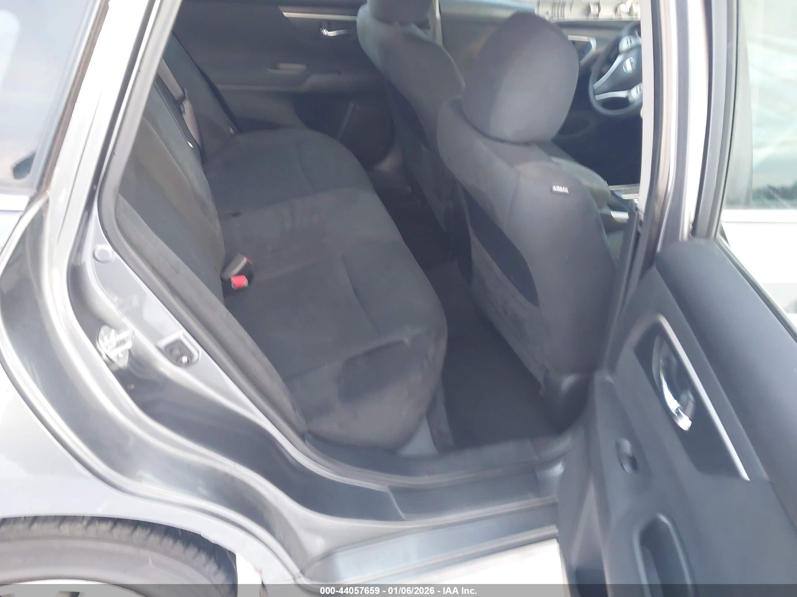 NISSAN ALTIMA image 8